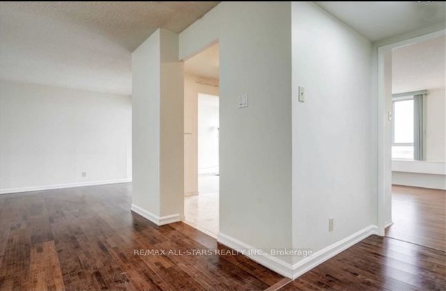 Unit 1505 - 41 Markbrook Lane, Etobicoke 4