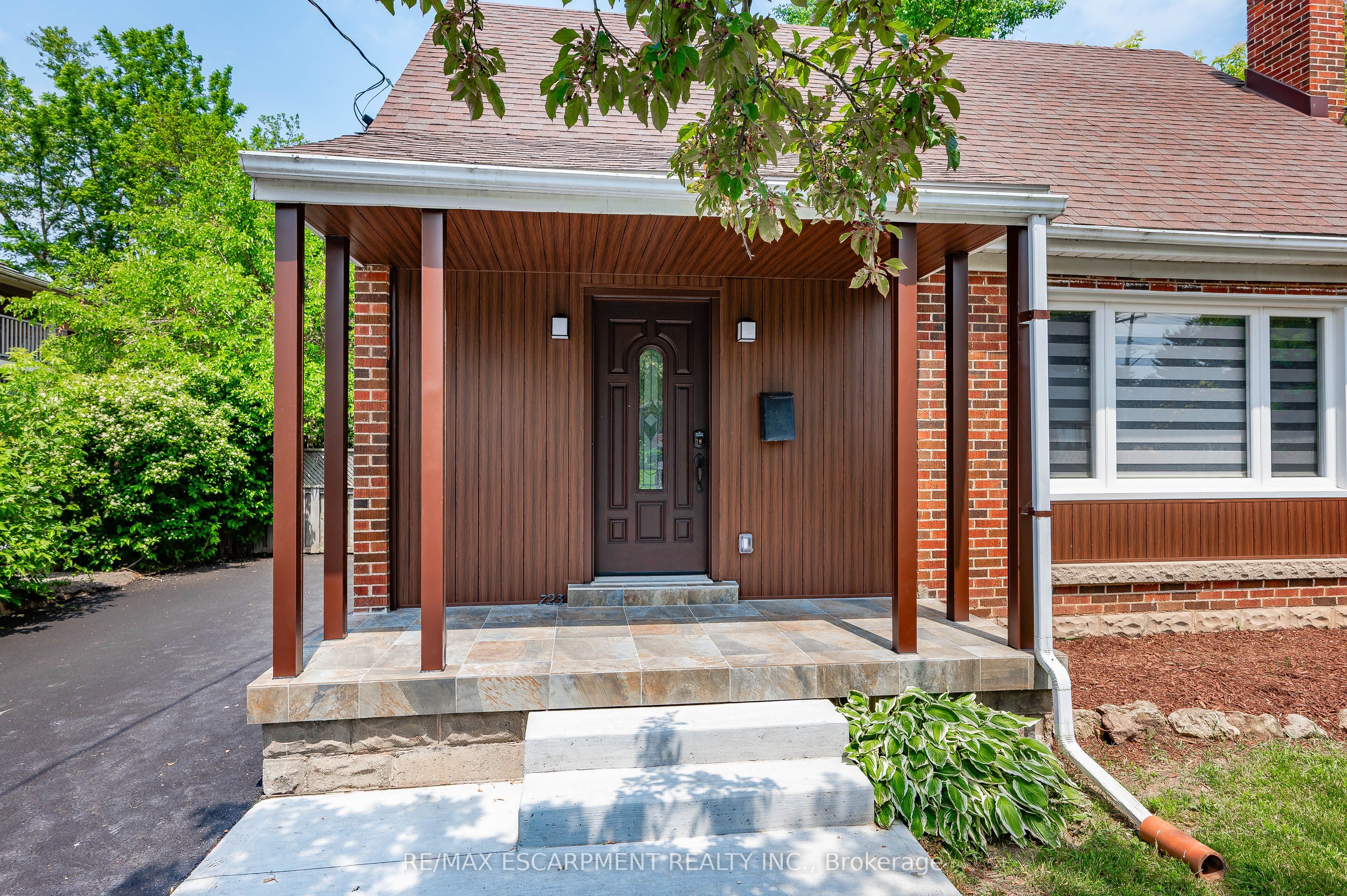 723 Hager Avenue, Burlington 4