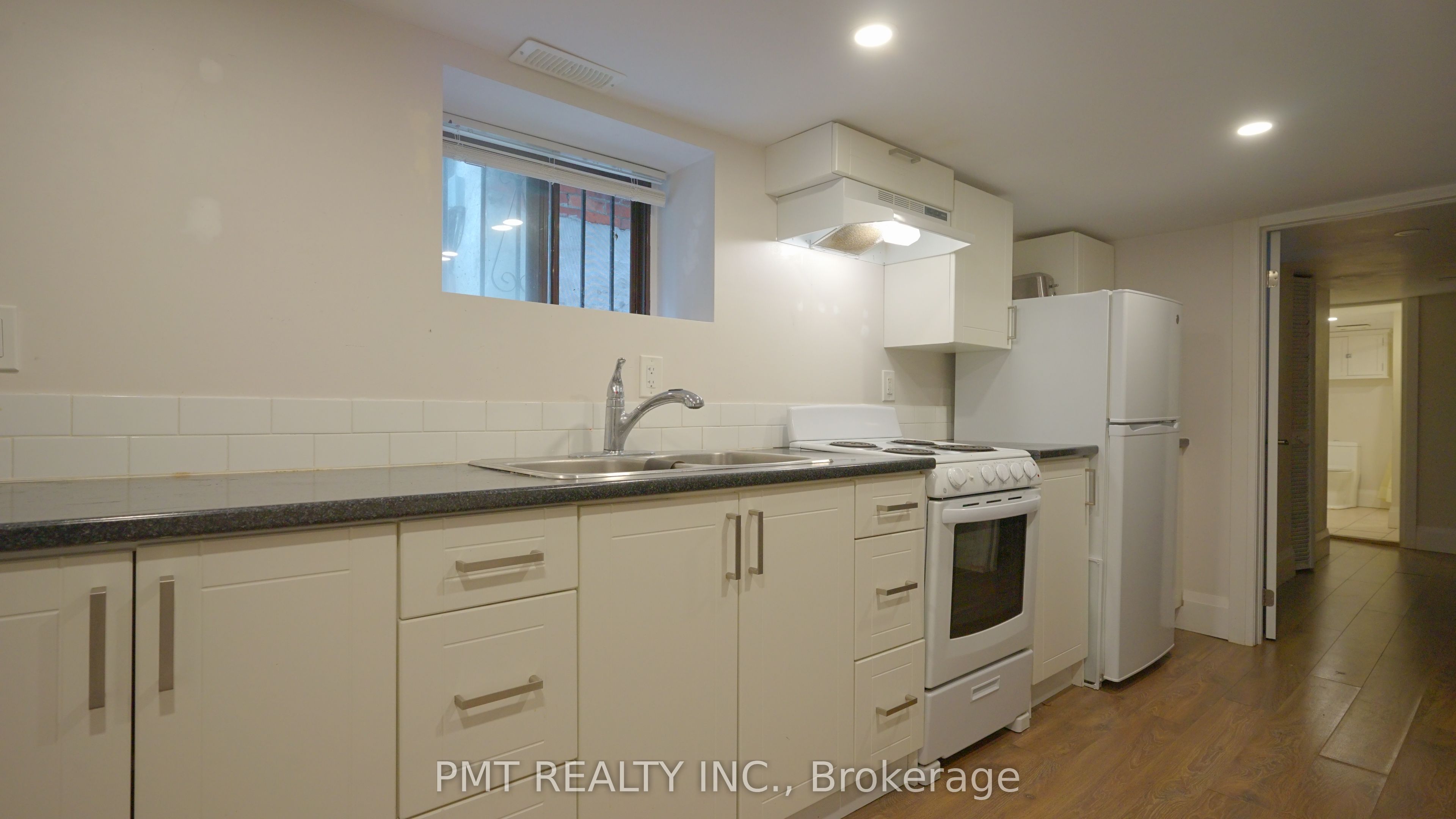 Unit Bsmt - 232 Laughton Avenue, Toronto 4