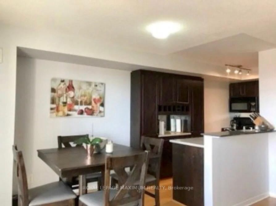 Unit 415 - 1040 The Queensway Avenue, Etobicoke 5