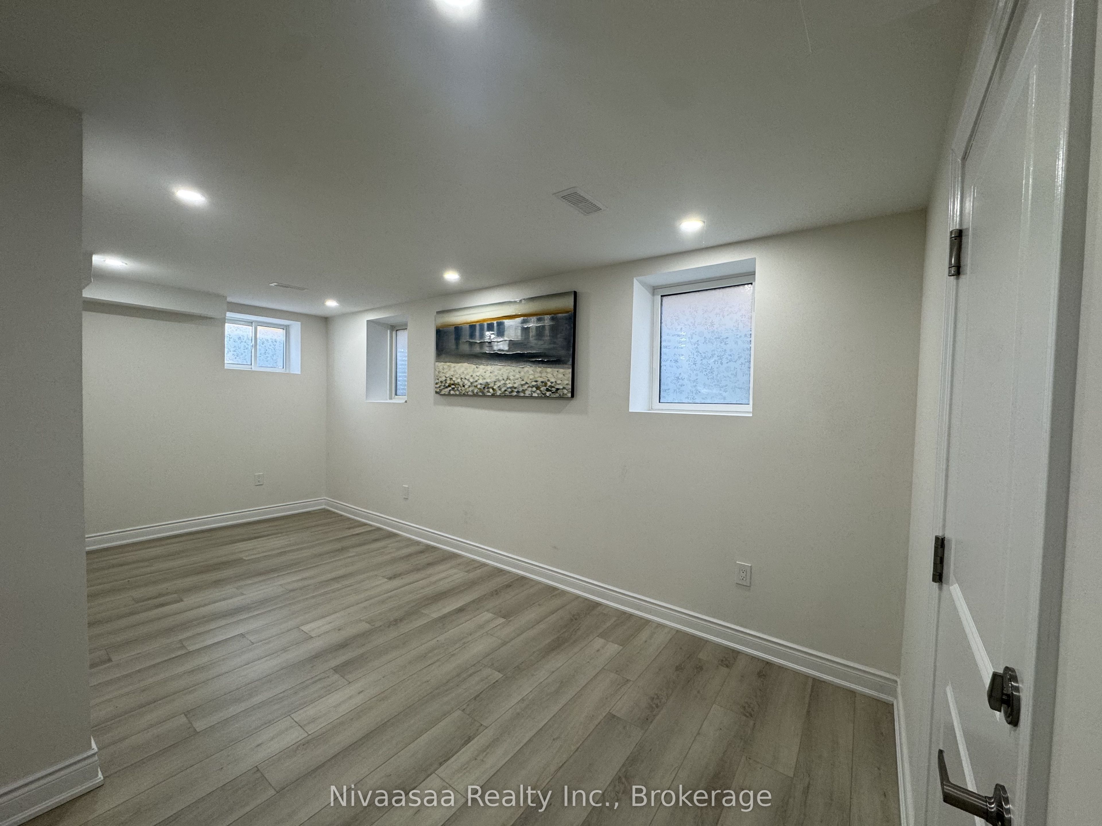 Unit Basement - 39 Petch Avenue, Caledon 5
