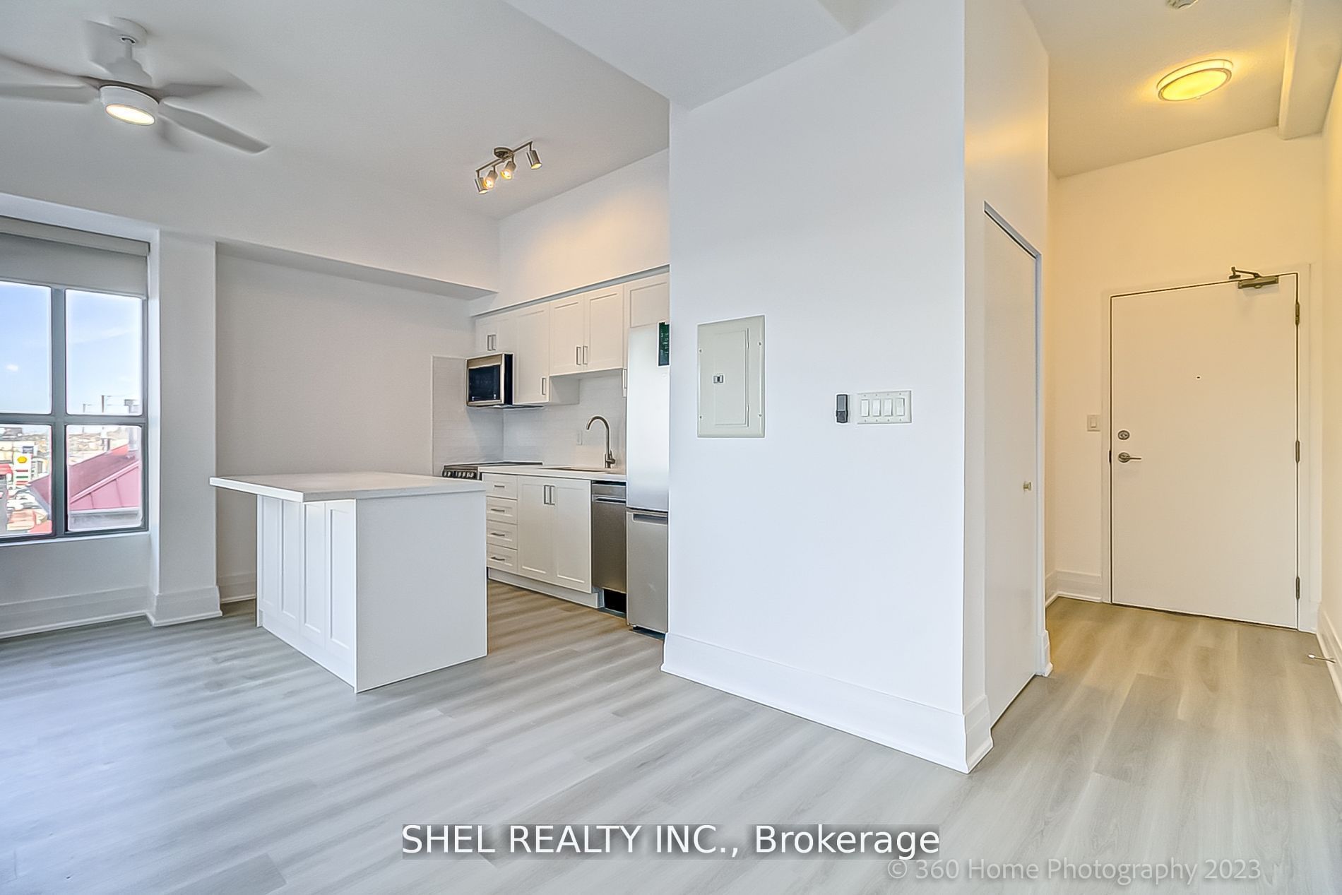 Unit 321 - 2464 Weston Road W, Toronto 3