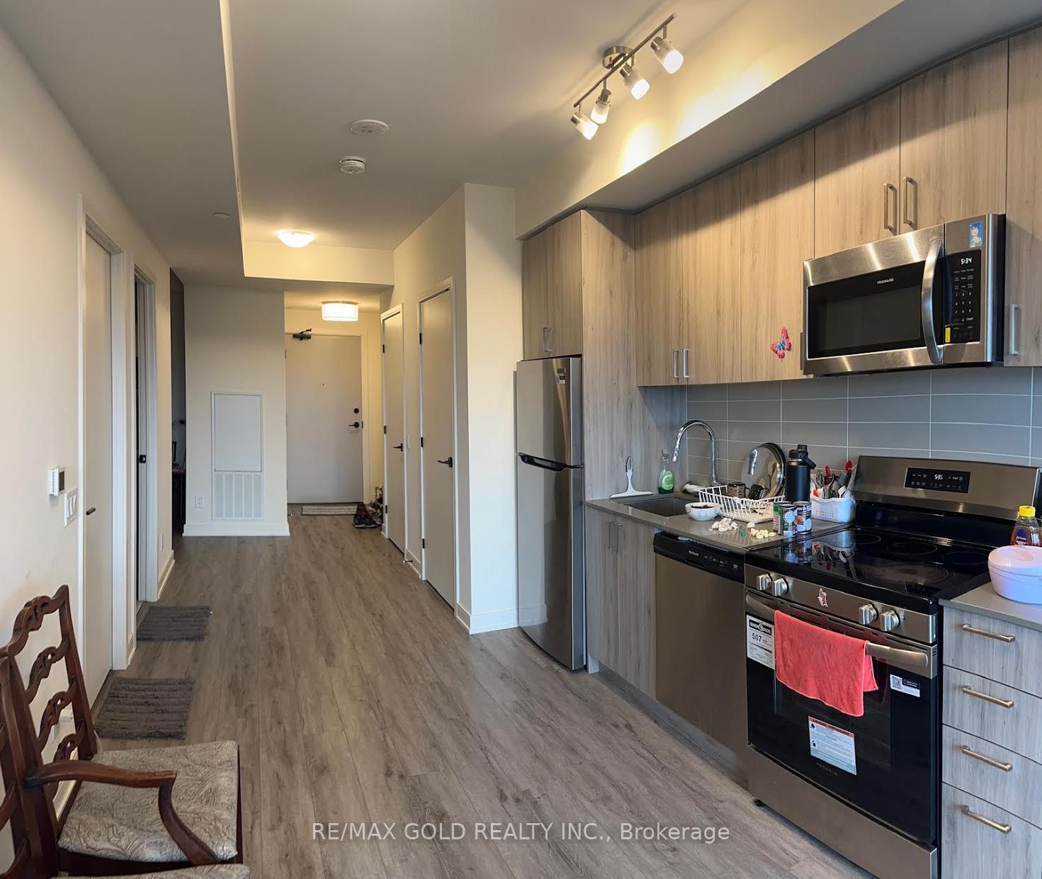 Unit 2010 - 8020 Derry Road, Milton 2