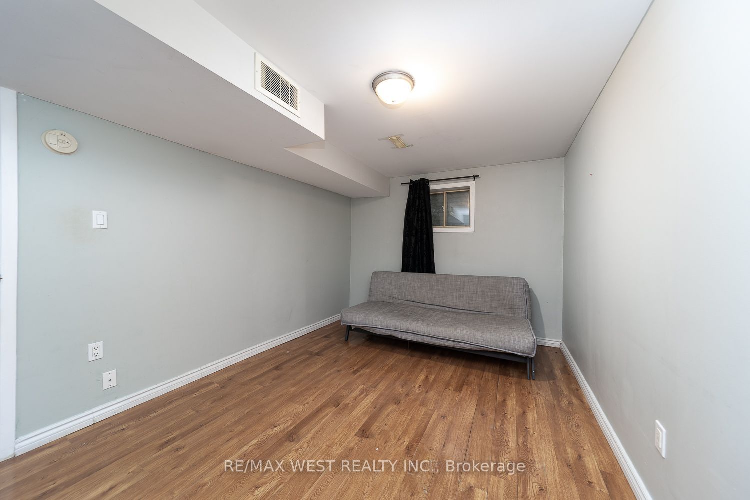 2534 Palisander Avenue, Mississauga 3