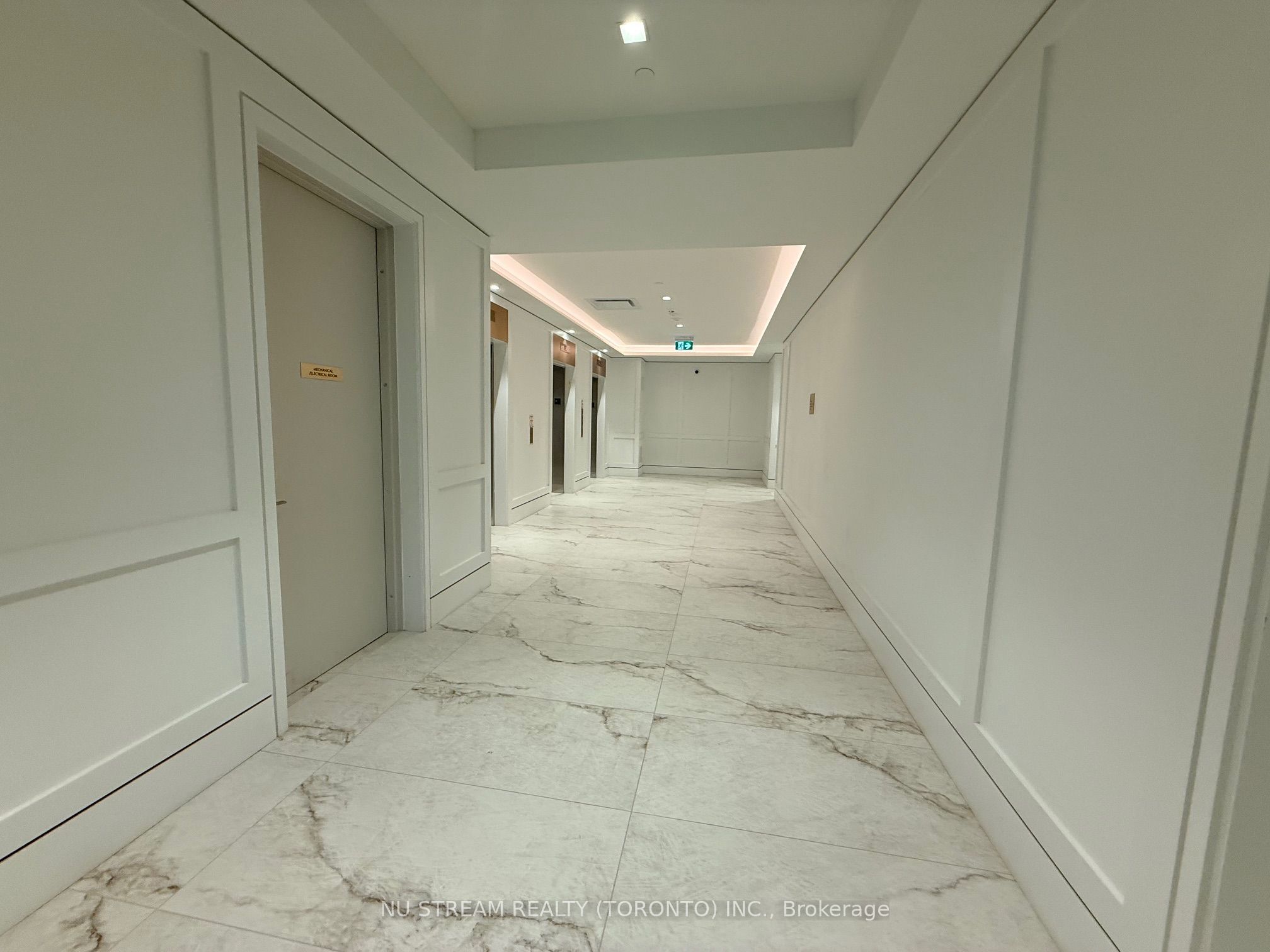 Unit 624 - 4000 Eglinton Ave Avenue W, Etobicoke 2