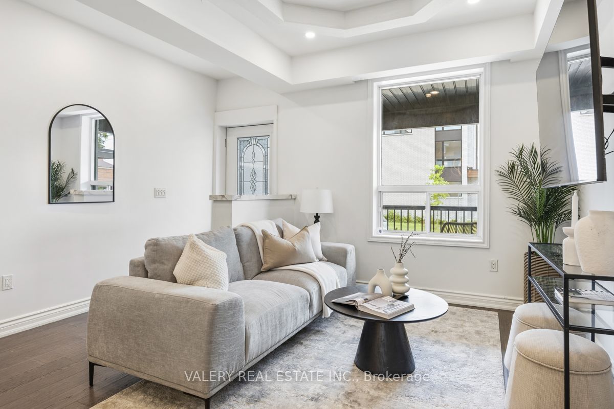 Unit Upper - 219 Mcroberts Avenue, Toronto 4