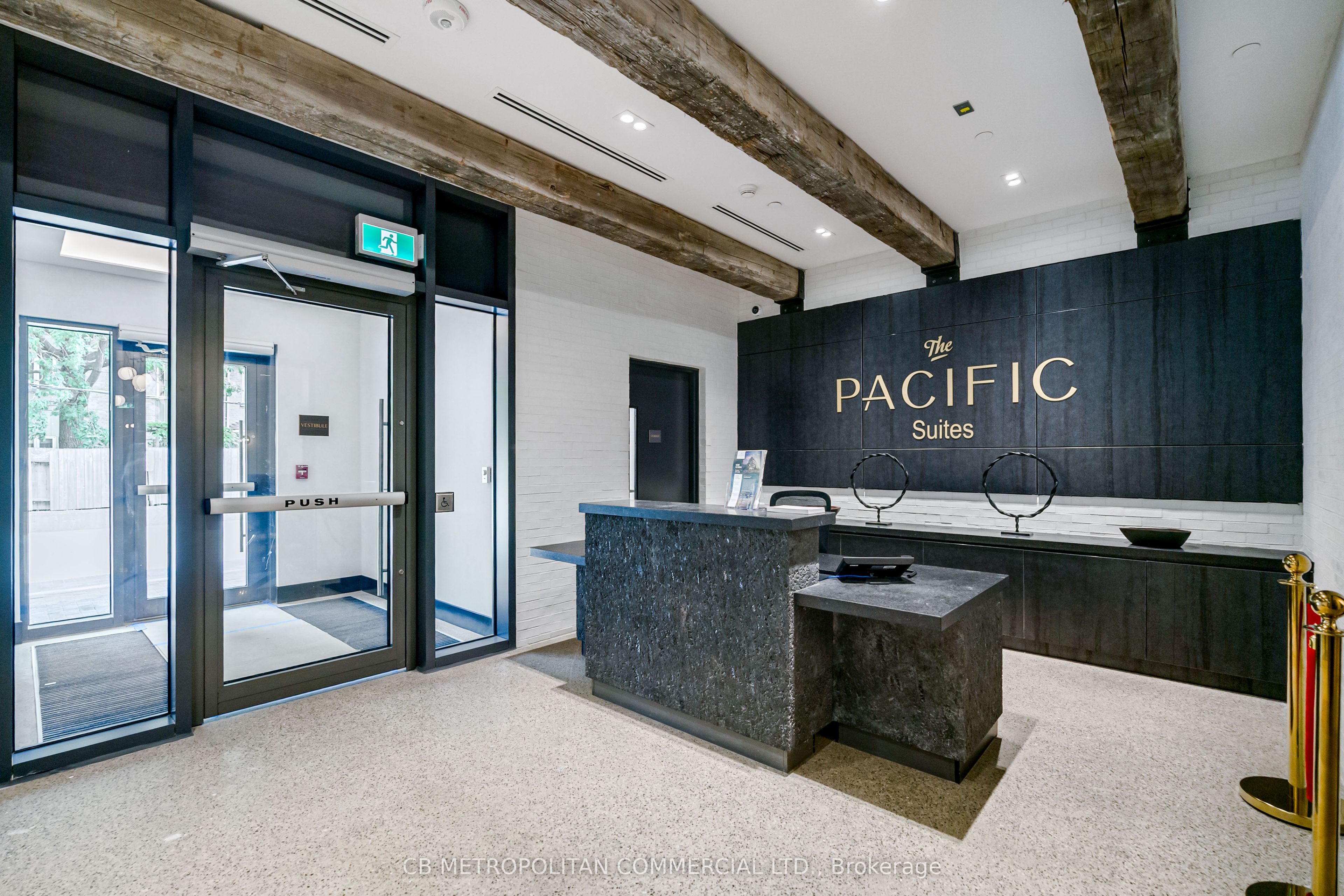 Unit 516 - 2946 Dundas Street West, Toronto 2