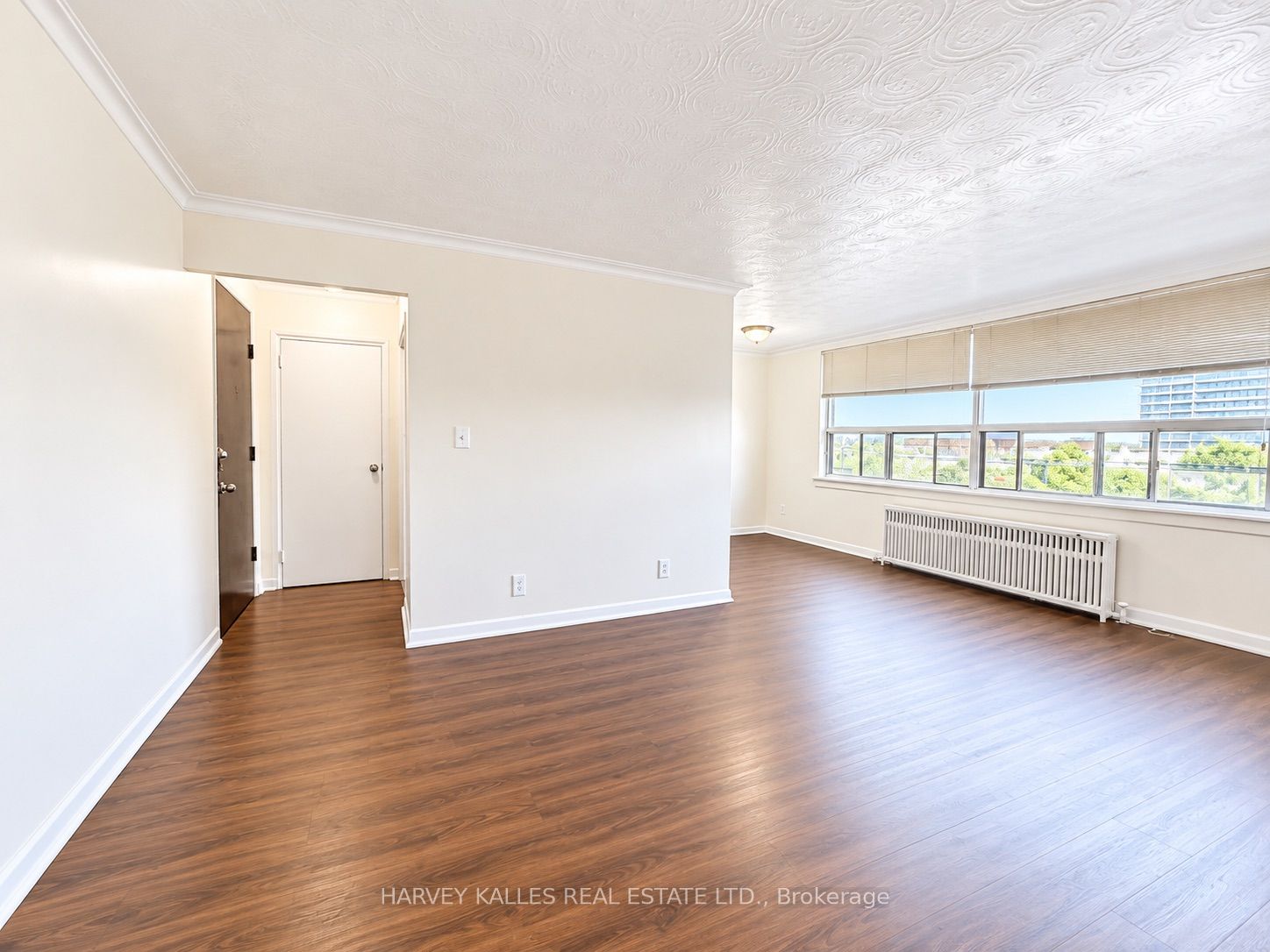 Unit 402 - 1490 Eglinton Avenue W, Toronto 3