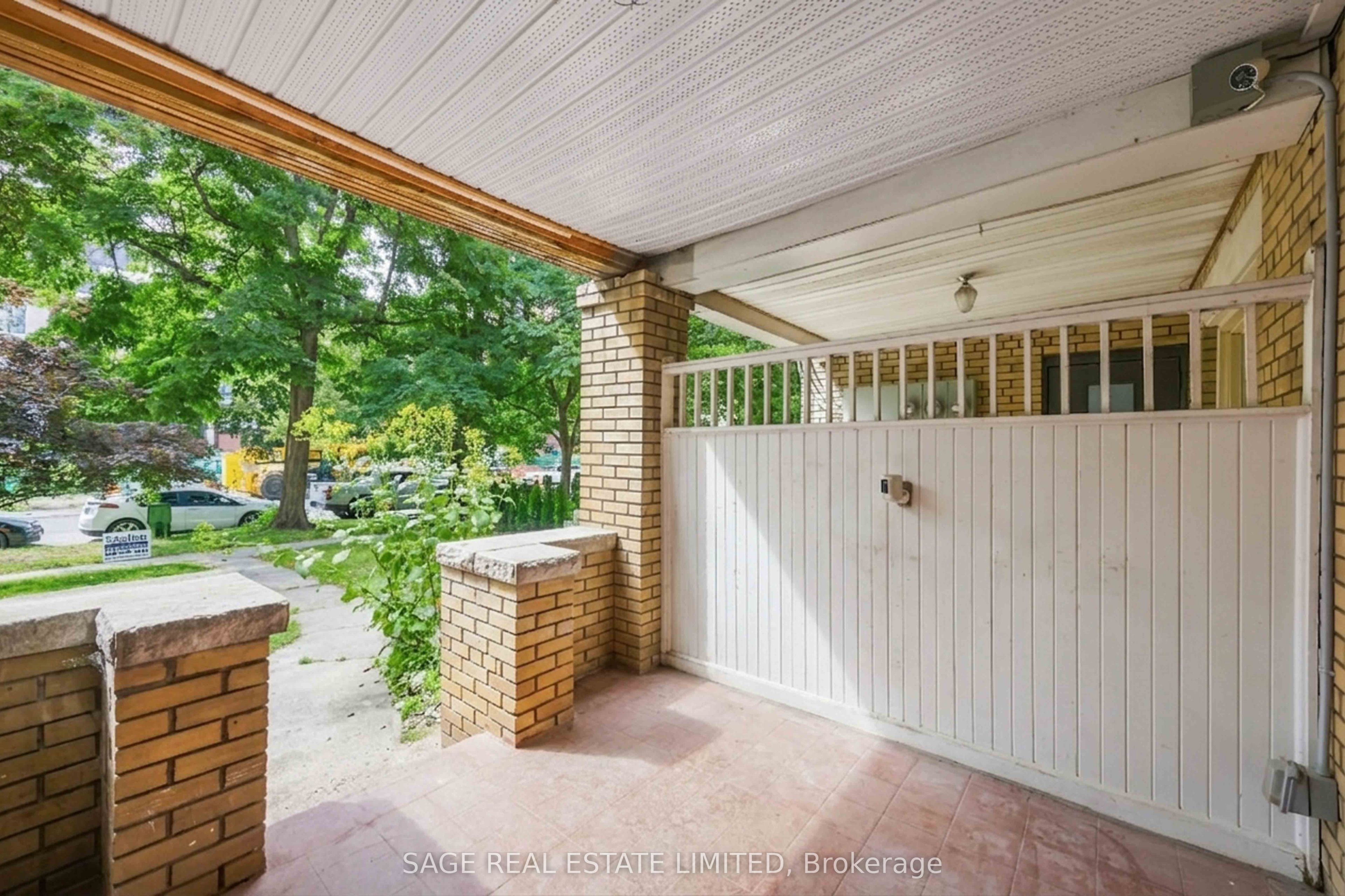 Unit Main Floor - 251 High Park Avenue, Toronto 3