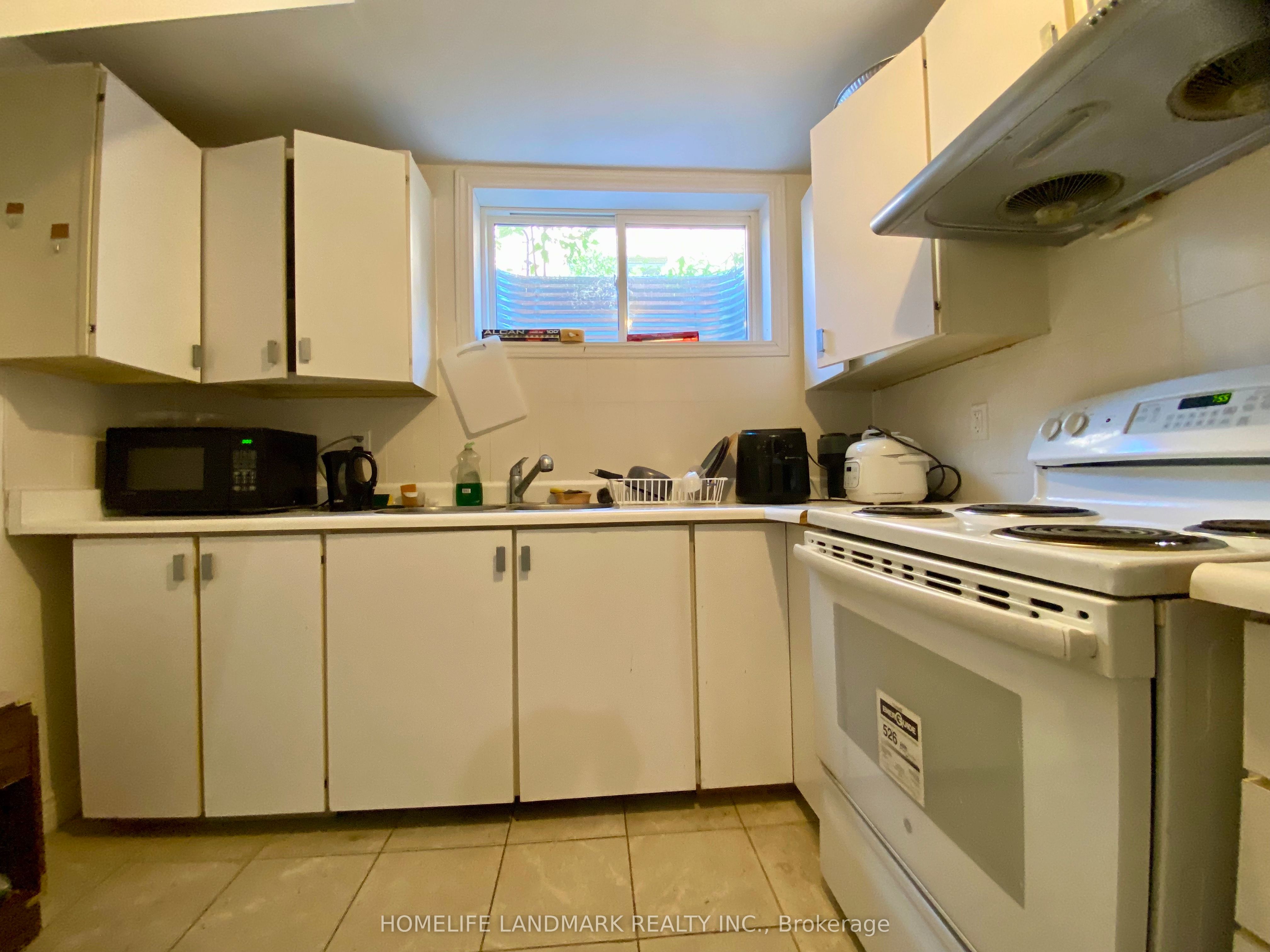 Unit Room C - 3371 Cider Mill Place, Mississauga 2