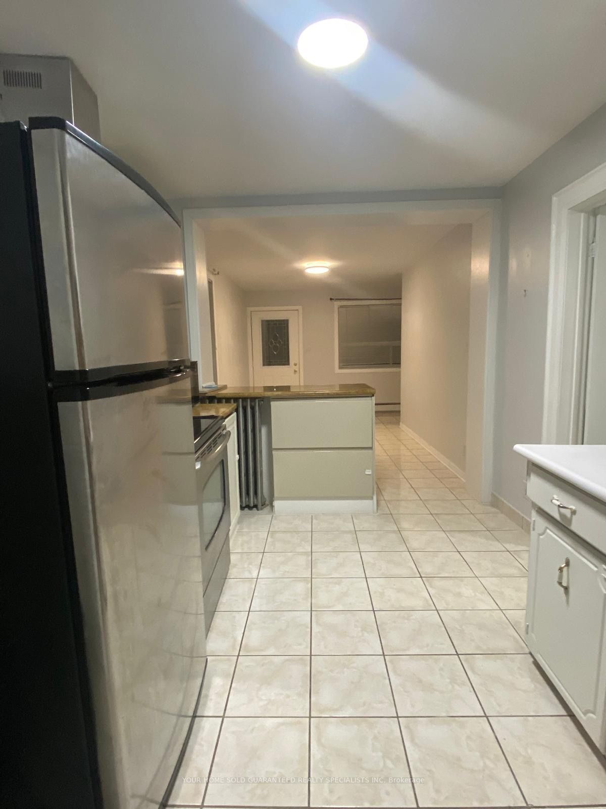 2518 Lake Shore Boulevard, Etobicoke 3