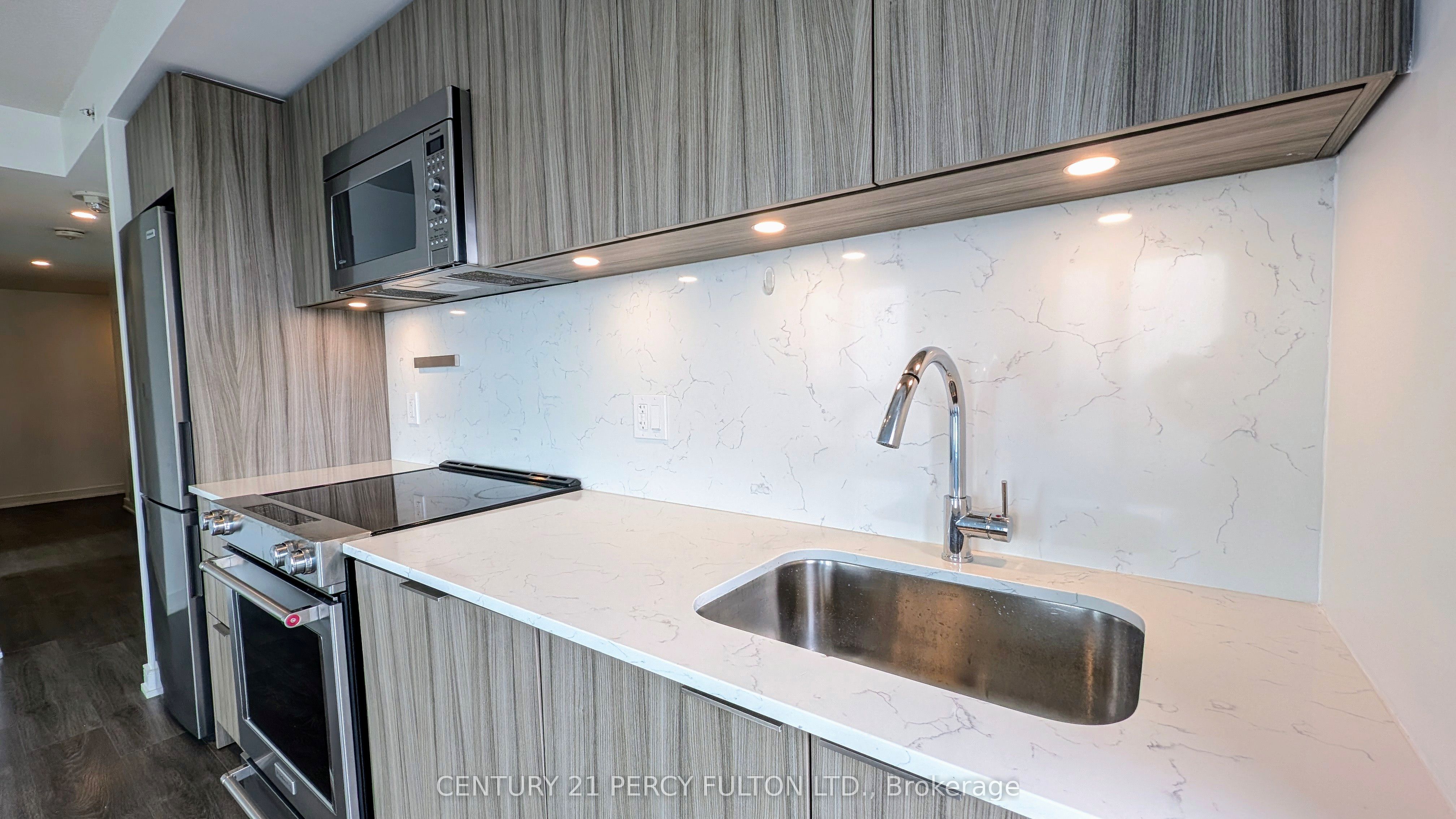 Unit 1908 - 30 Samuel Wood Way, Etobicoke 3