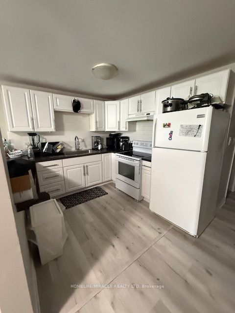 Unit 1 - 9 Ellen Street, Mississauga 3