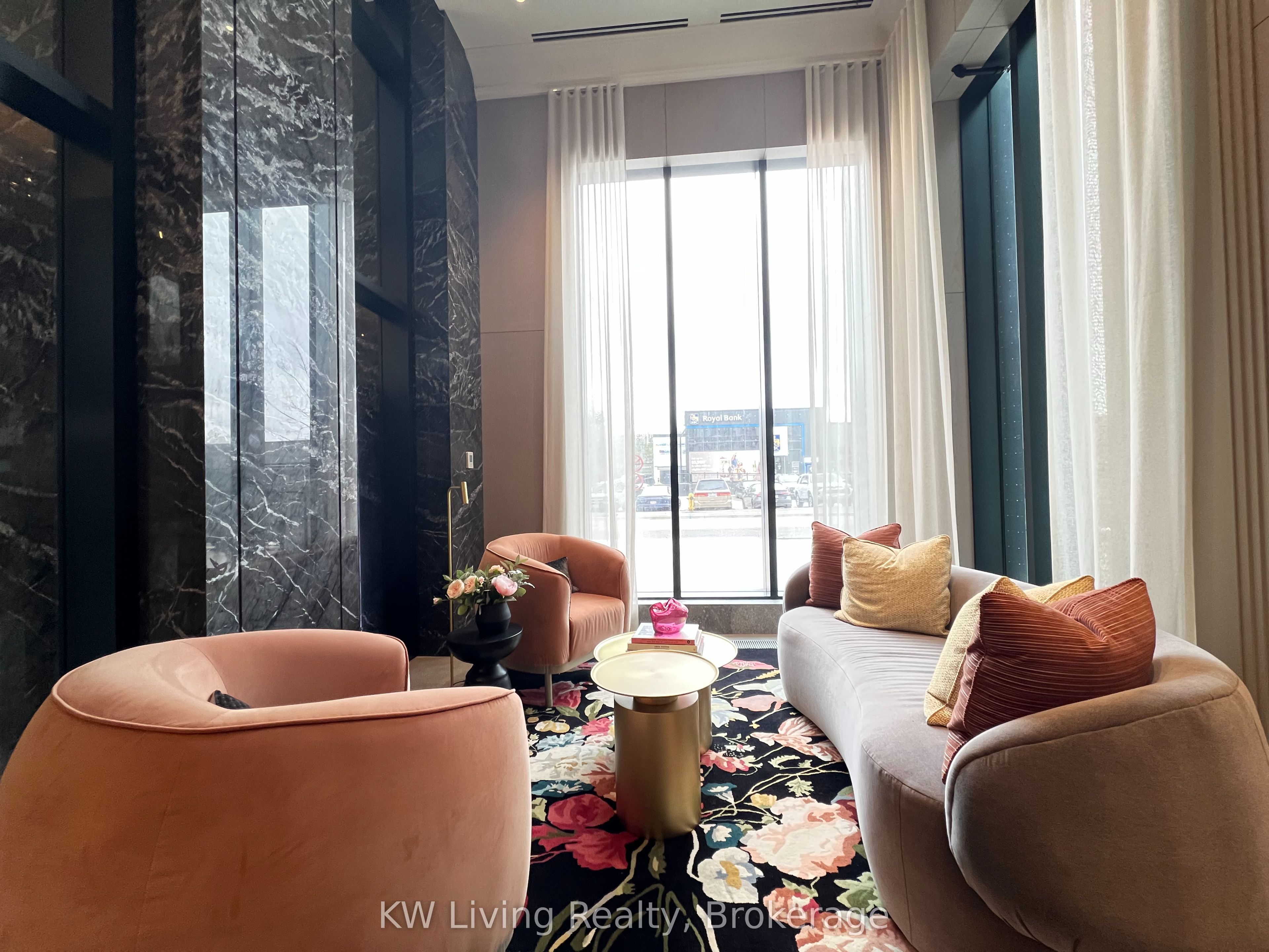Unit 430 - 259 The Kingsway, Etobicoke 4