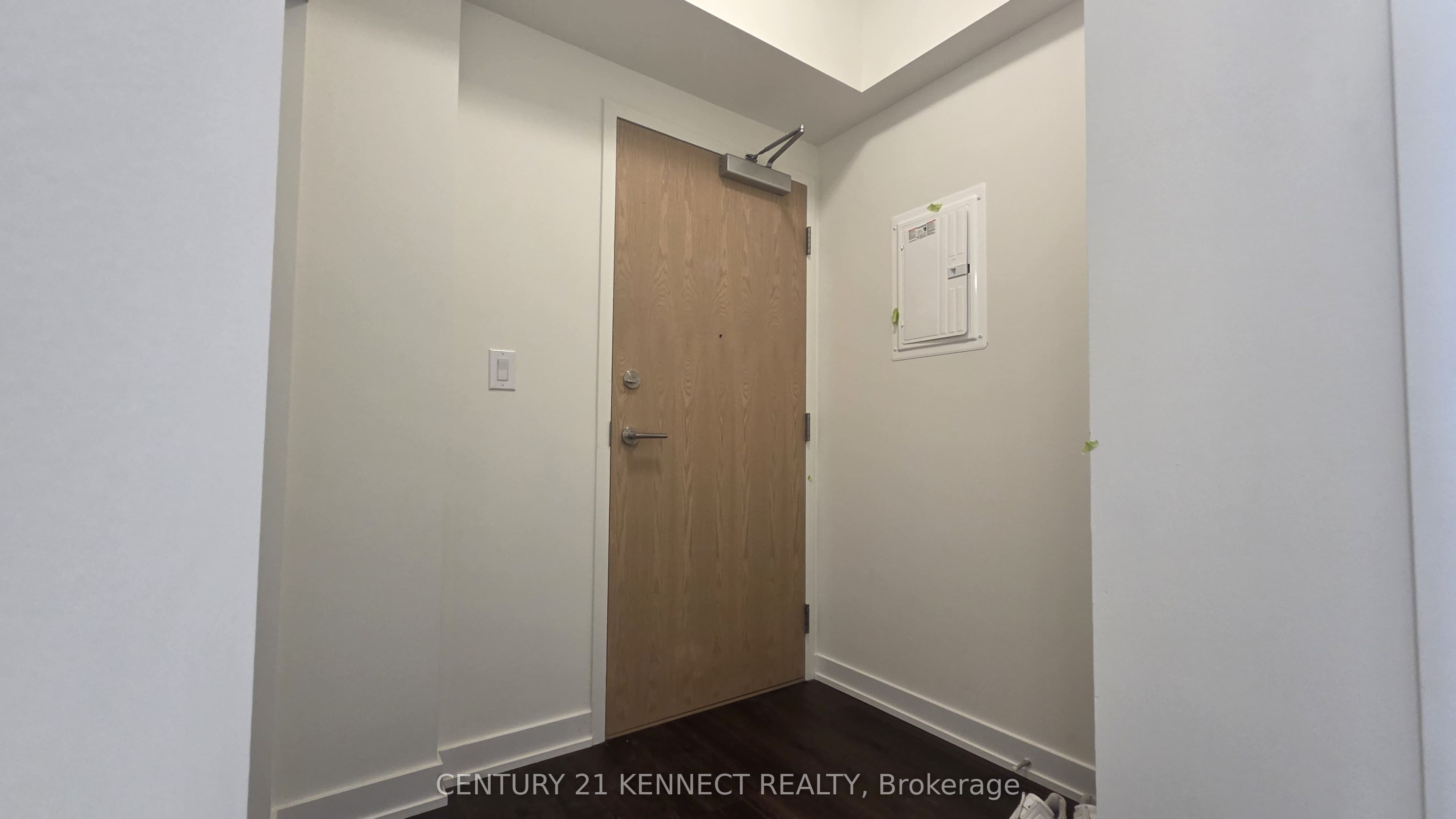 Unit 909 - 2825 Jane Street, North York 3