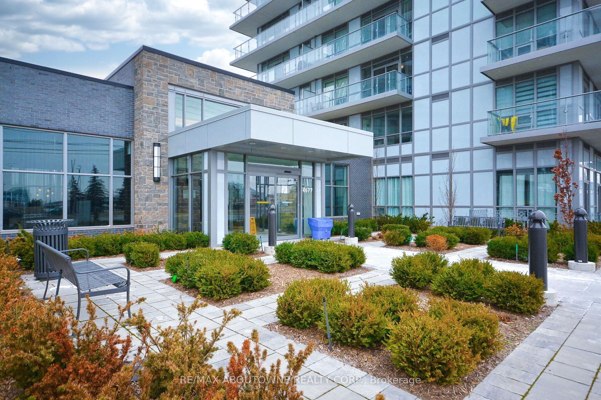 Unit 1202 - 4677 Glen Erin Drive, Mississauga 3
