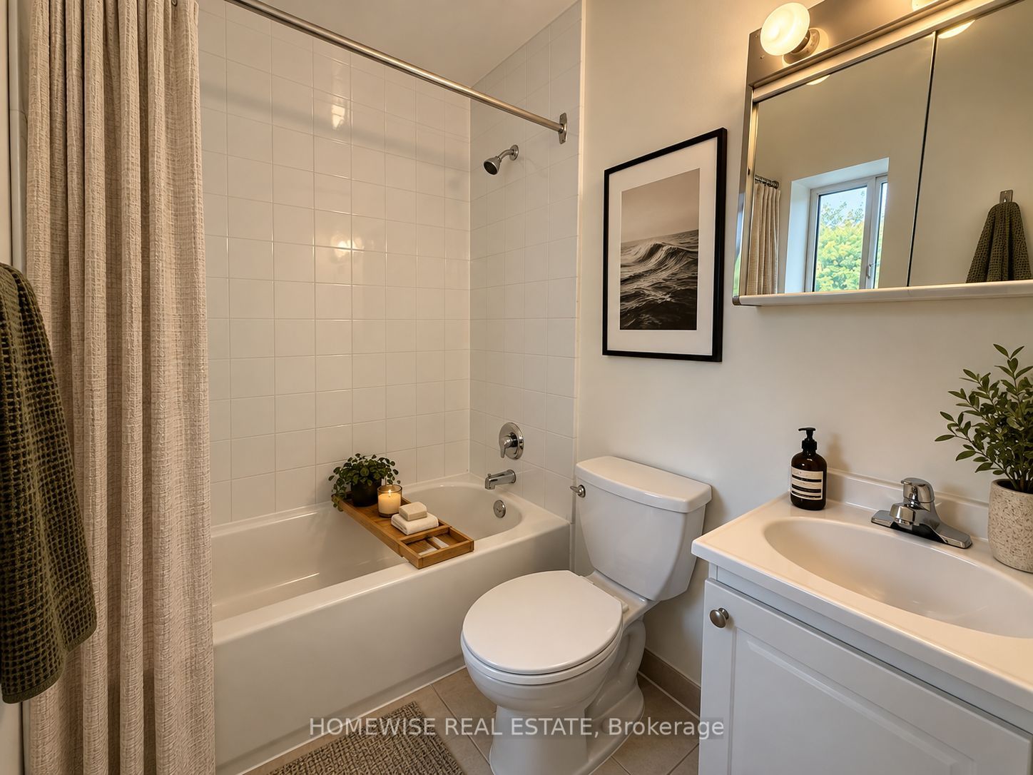 Unit 301 - 5 High Park Boulevard, Toronto 2