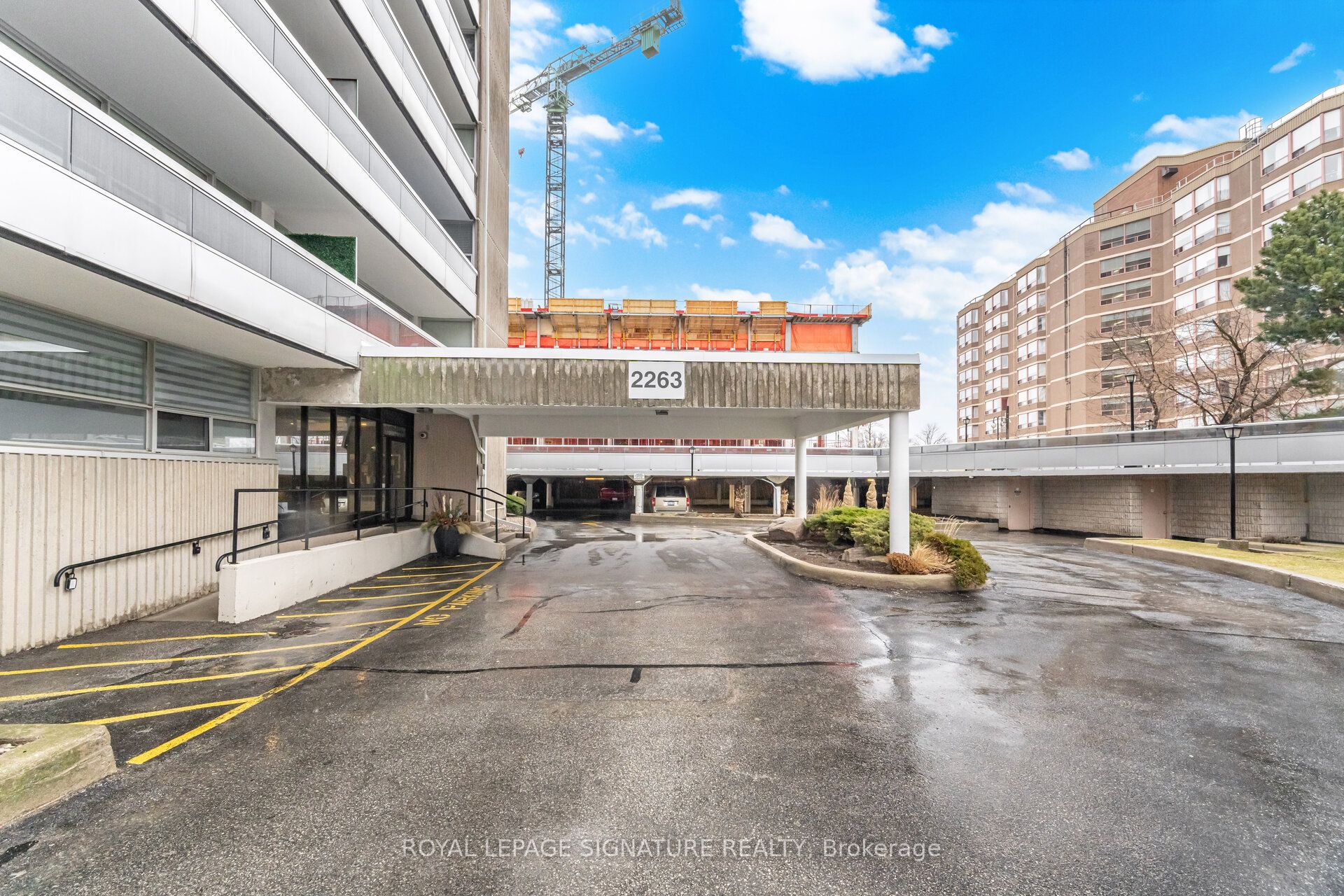Unit 1203 - 2263 Marine Drive, Oakville 3