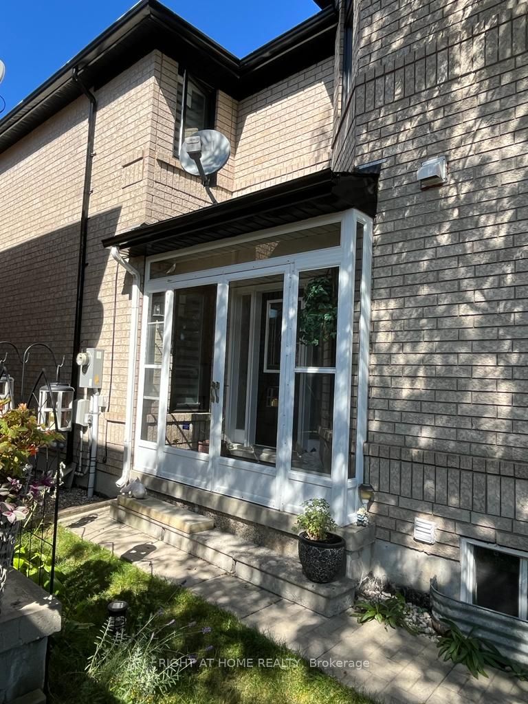 3371 Snowball Road, Mississauga 4