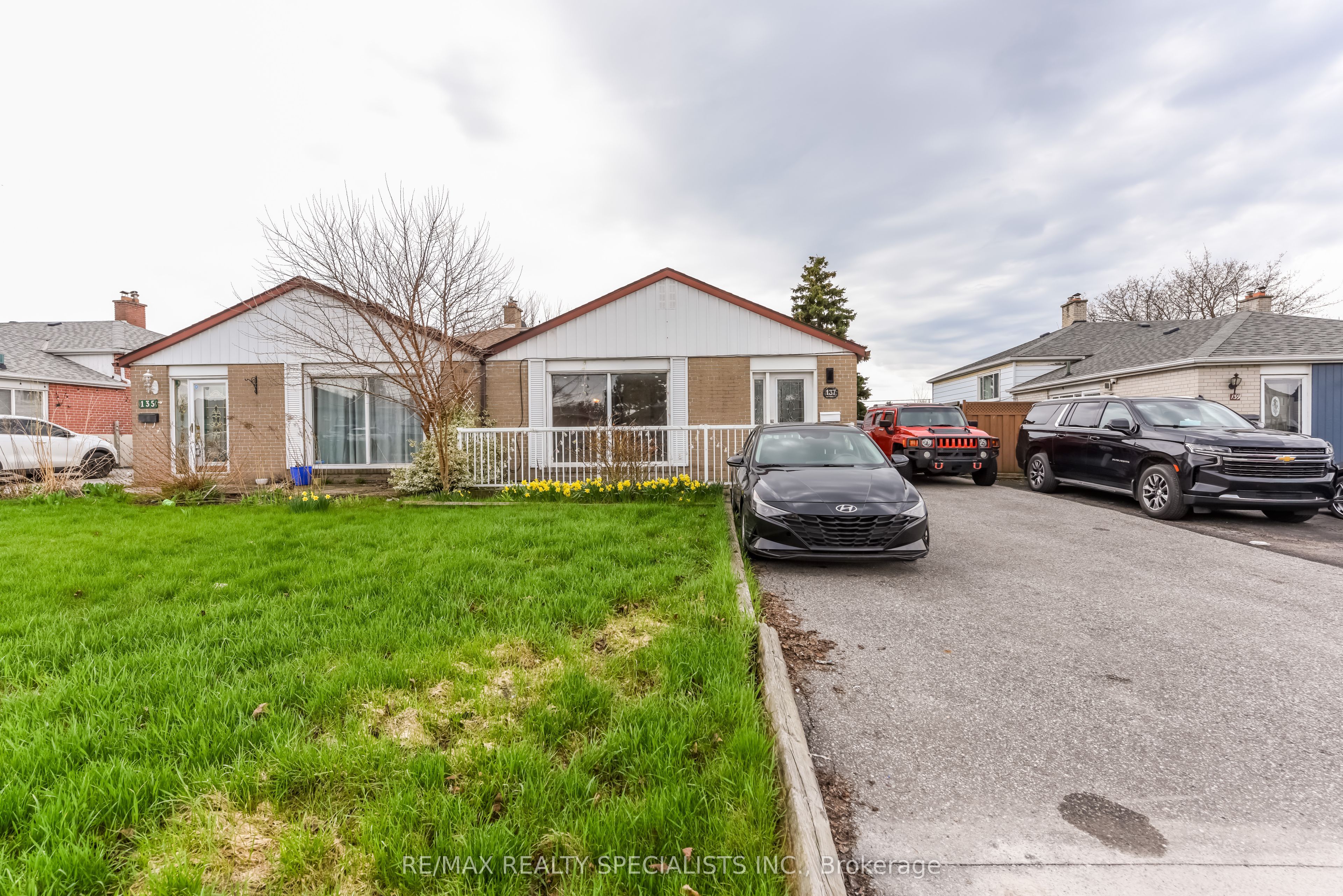 Unit Upper Portion - 137 Avondale Boulevard, Brampton 4