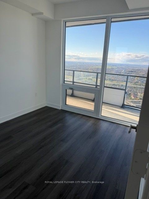 Unit 4805 - 448 Burnhamthorpe Road W, Mississauga 4
