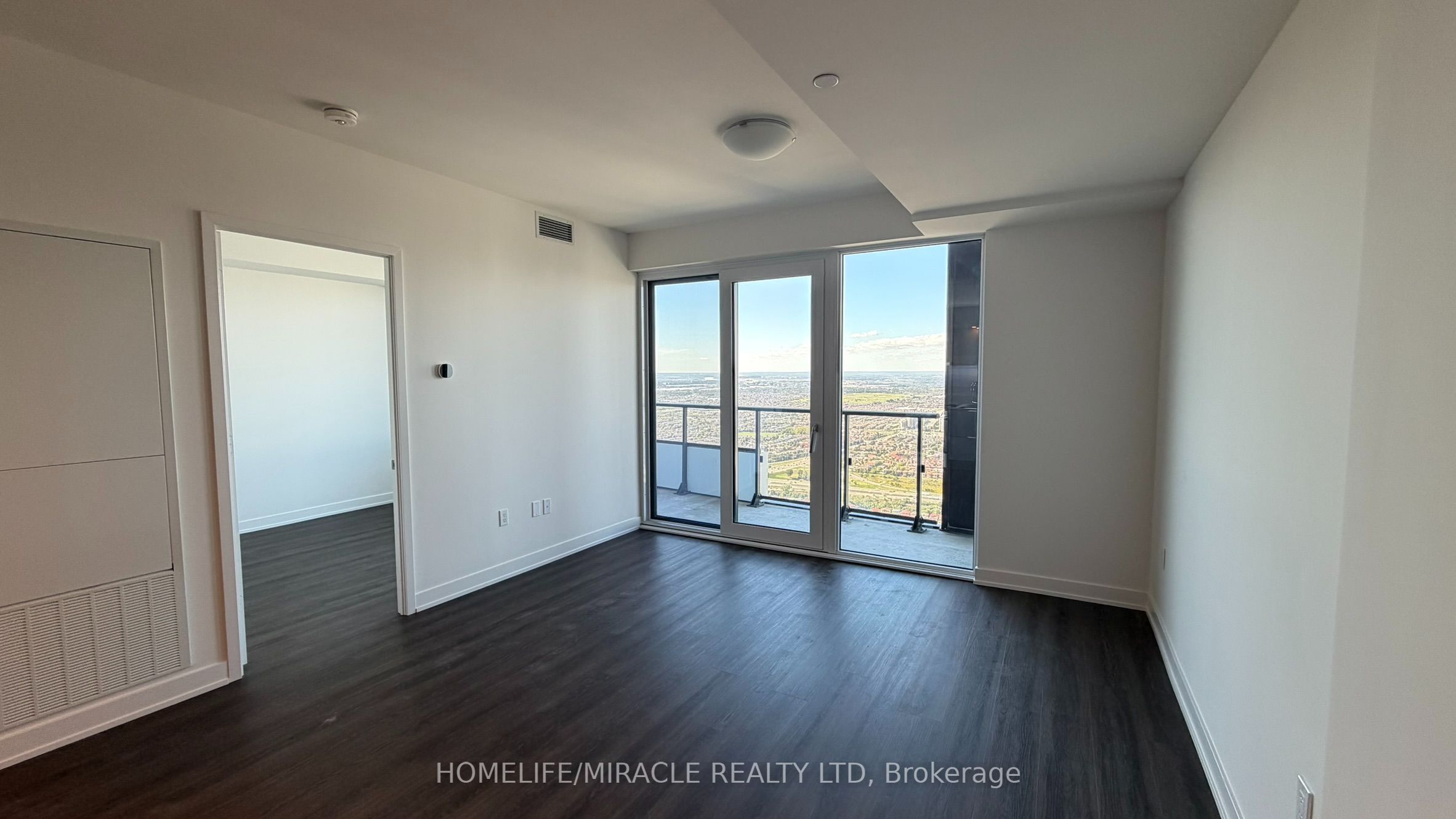 Unit 7304 - 448 Burnhamthorpe Road W, Mississauga 5