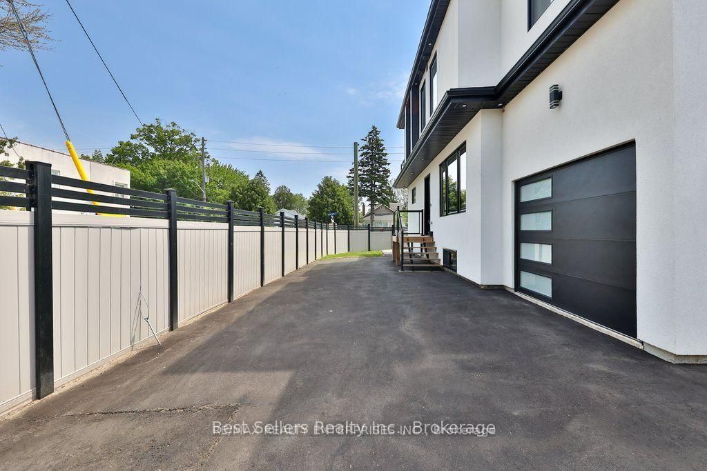 Unit 2A - 172 Royal York Road, Etobicoke 2