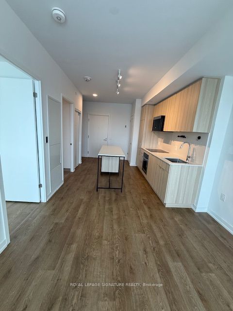 Unit 711 - 251 Masonry Way, Mississauga 3