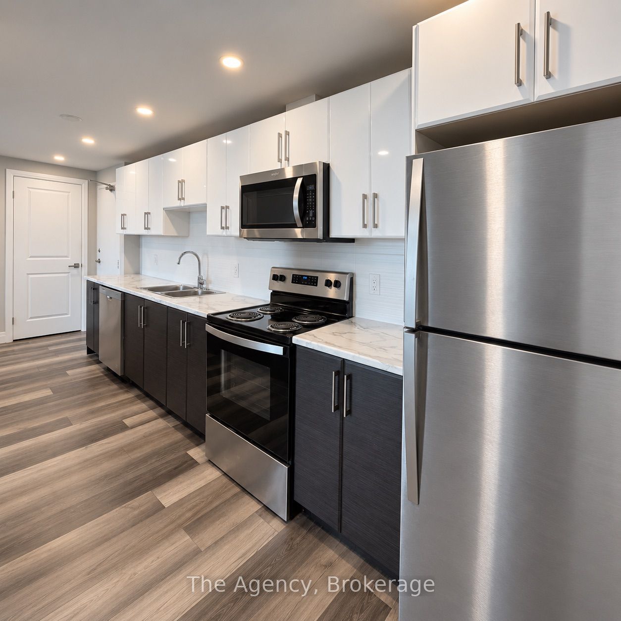 Unit 812 - 2200 Sherobee Road, Mississauga 4