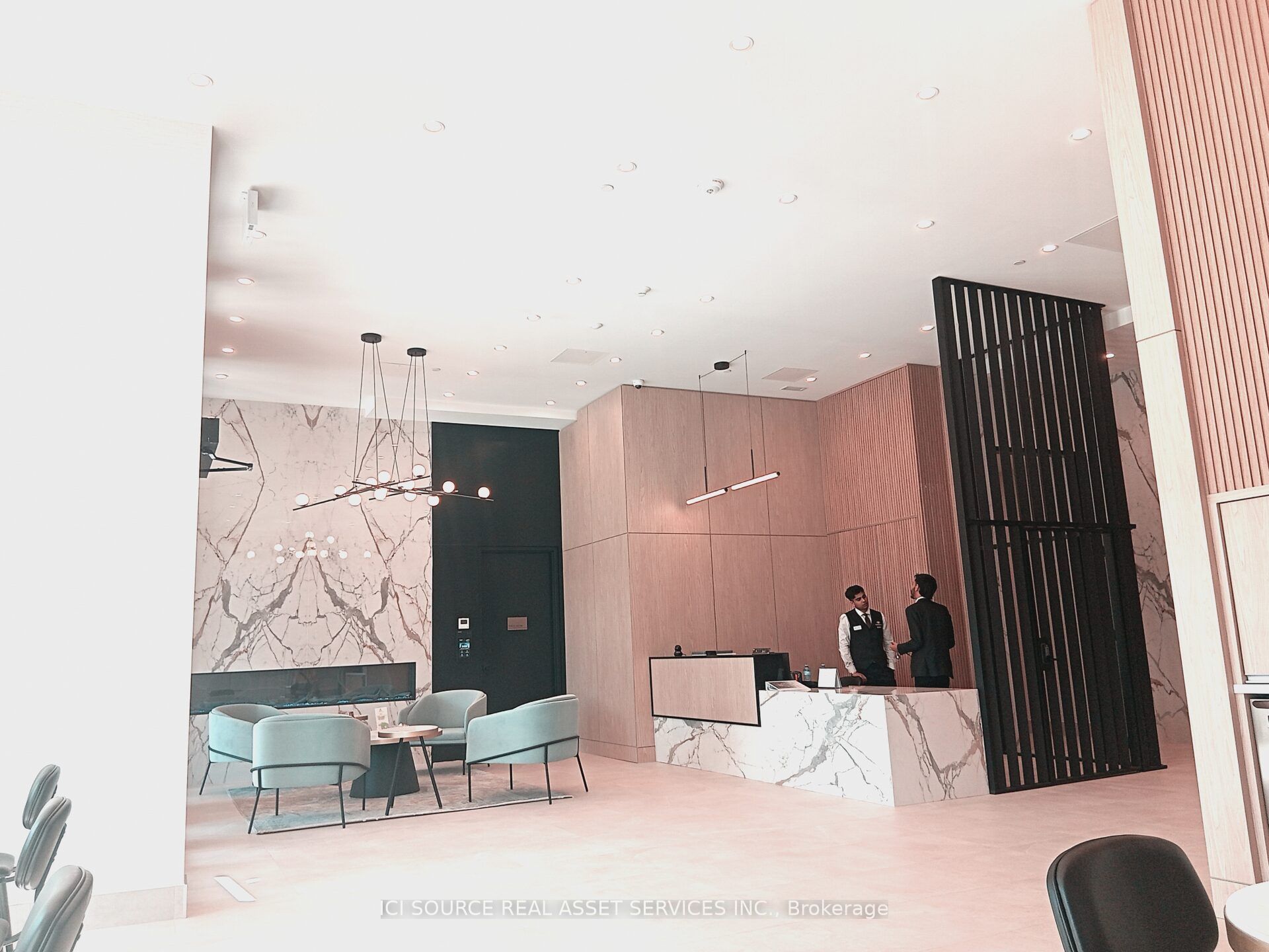 Unit 525 - 1381 Lakeshore Road E, Mississauga 4