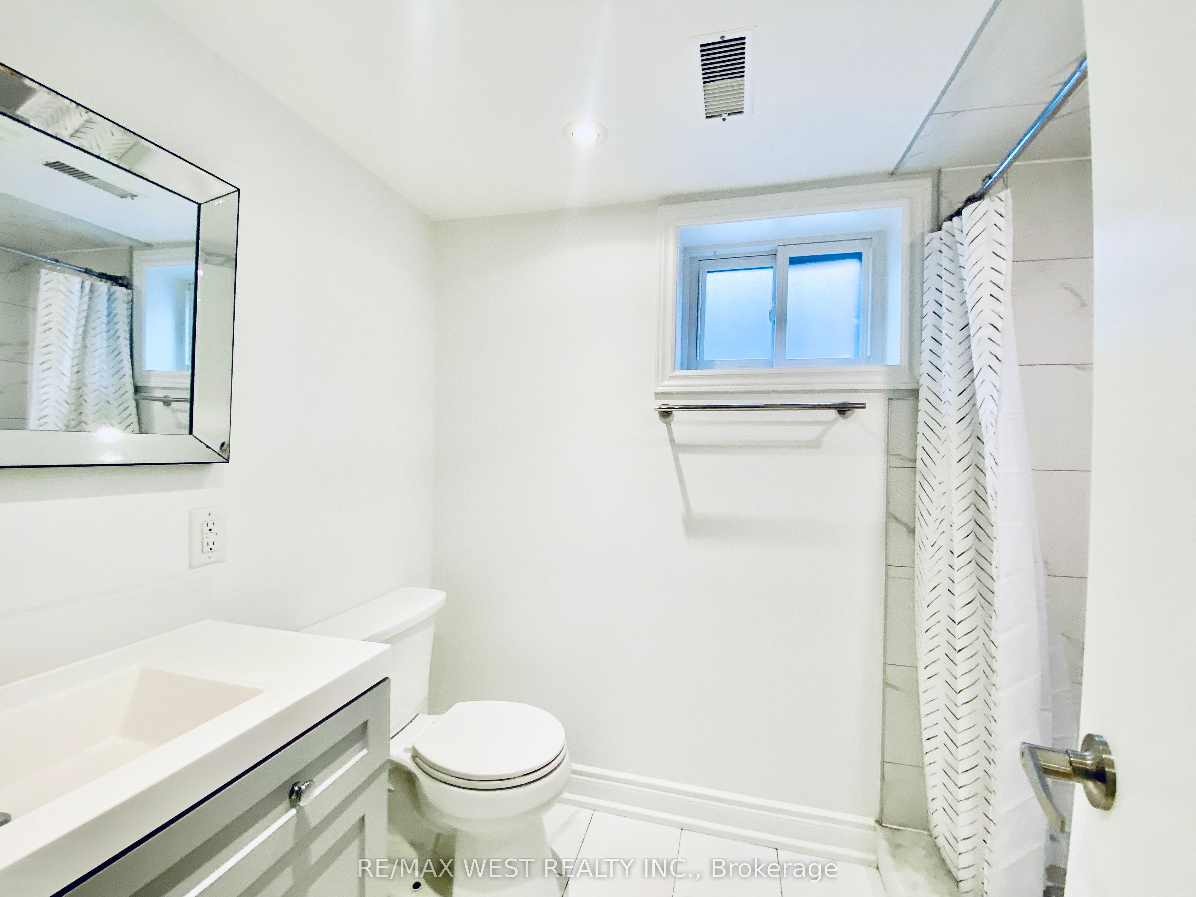 Unit BSMT - 30 Flamborough Drive, North York 4
