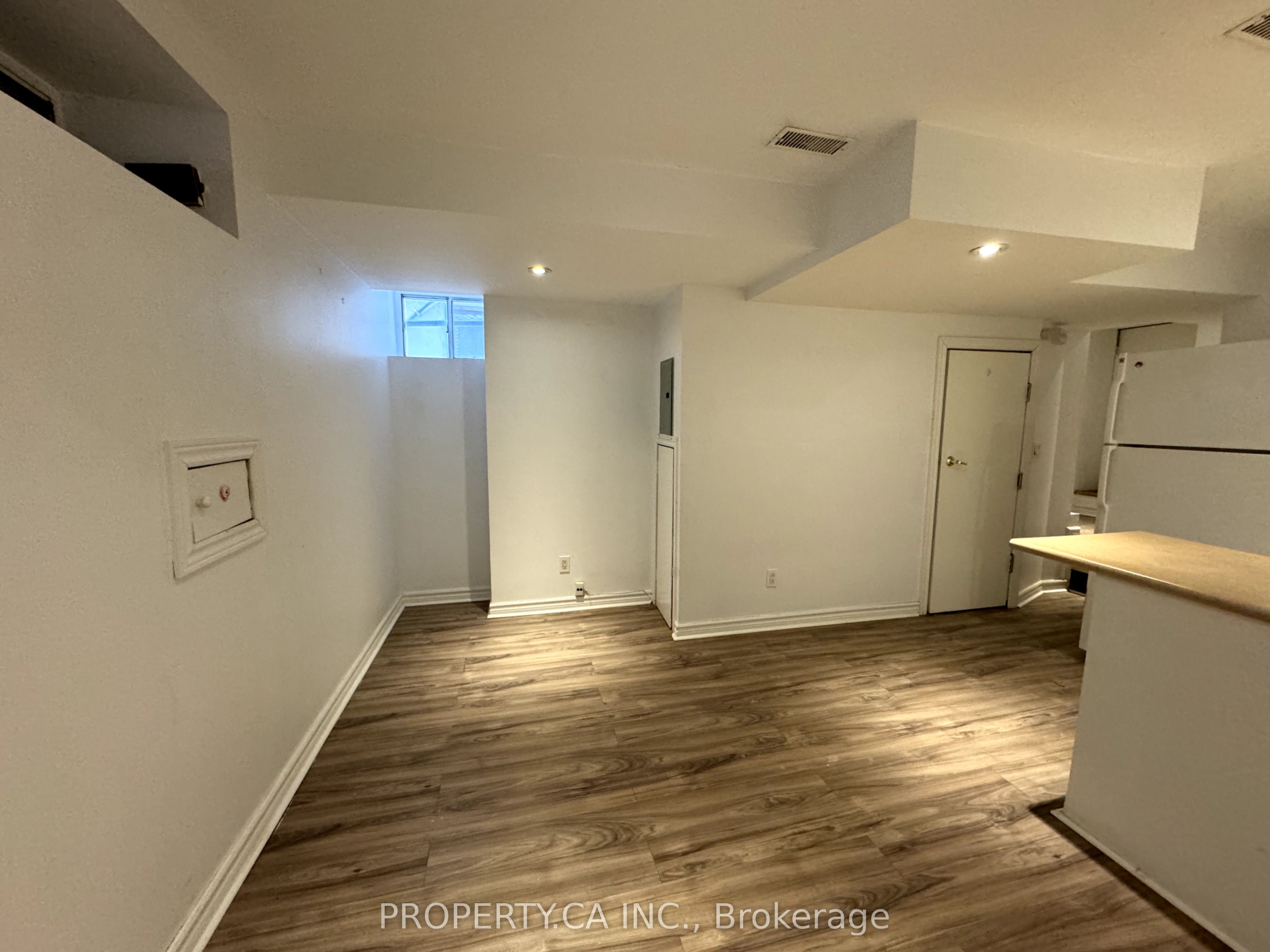 Unit Lower - 270 Christie Street, Toronto 4