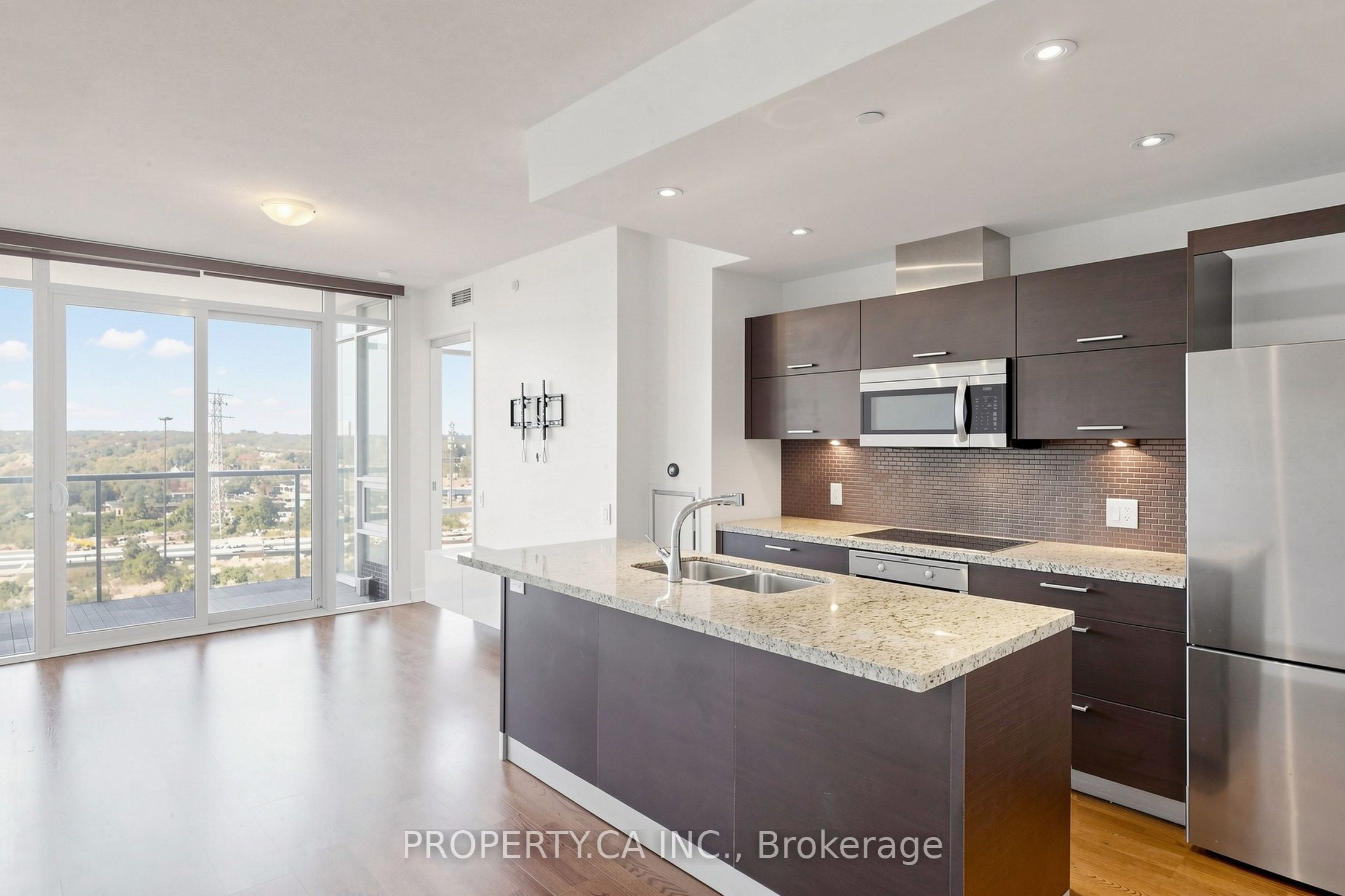 Unit 1712 - 88 Park Lawn Road, Etobicoke 4