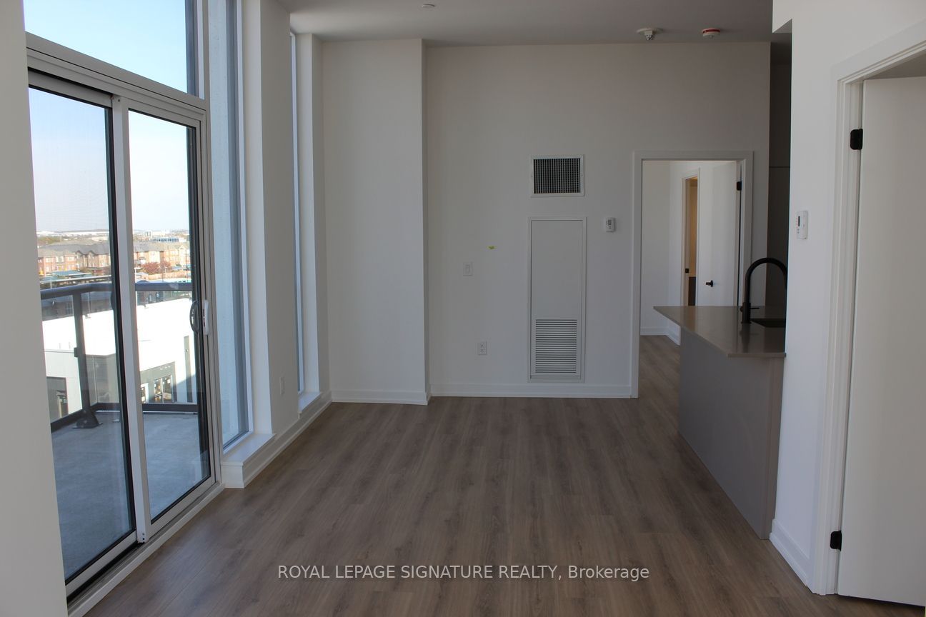 Unit 615 - 10 Lagerfield Drive, Brampton 3