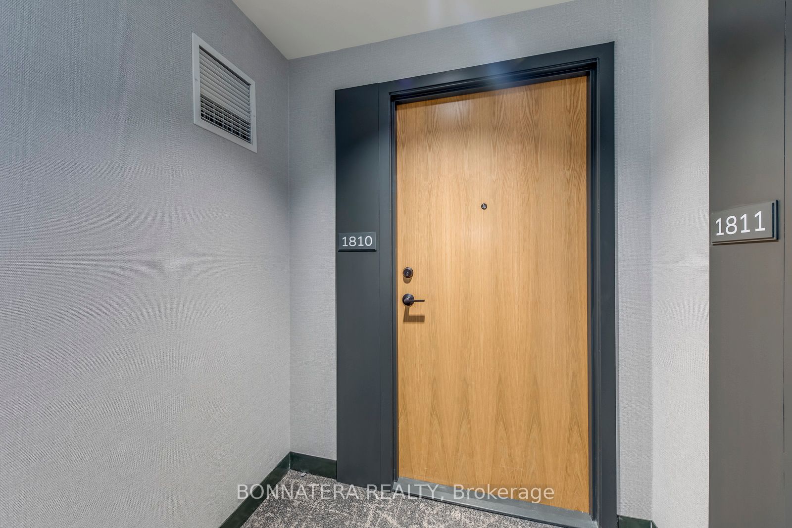 Unit 1810 - 2495 Eglinton Avenue W, Mississauga 5