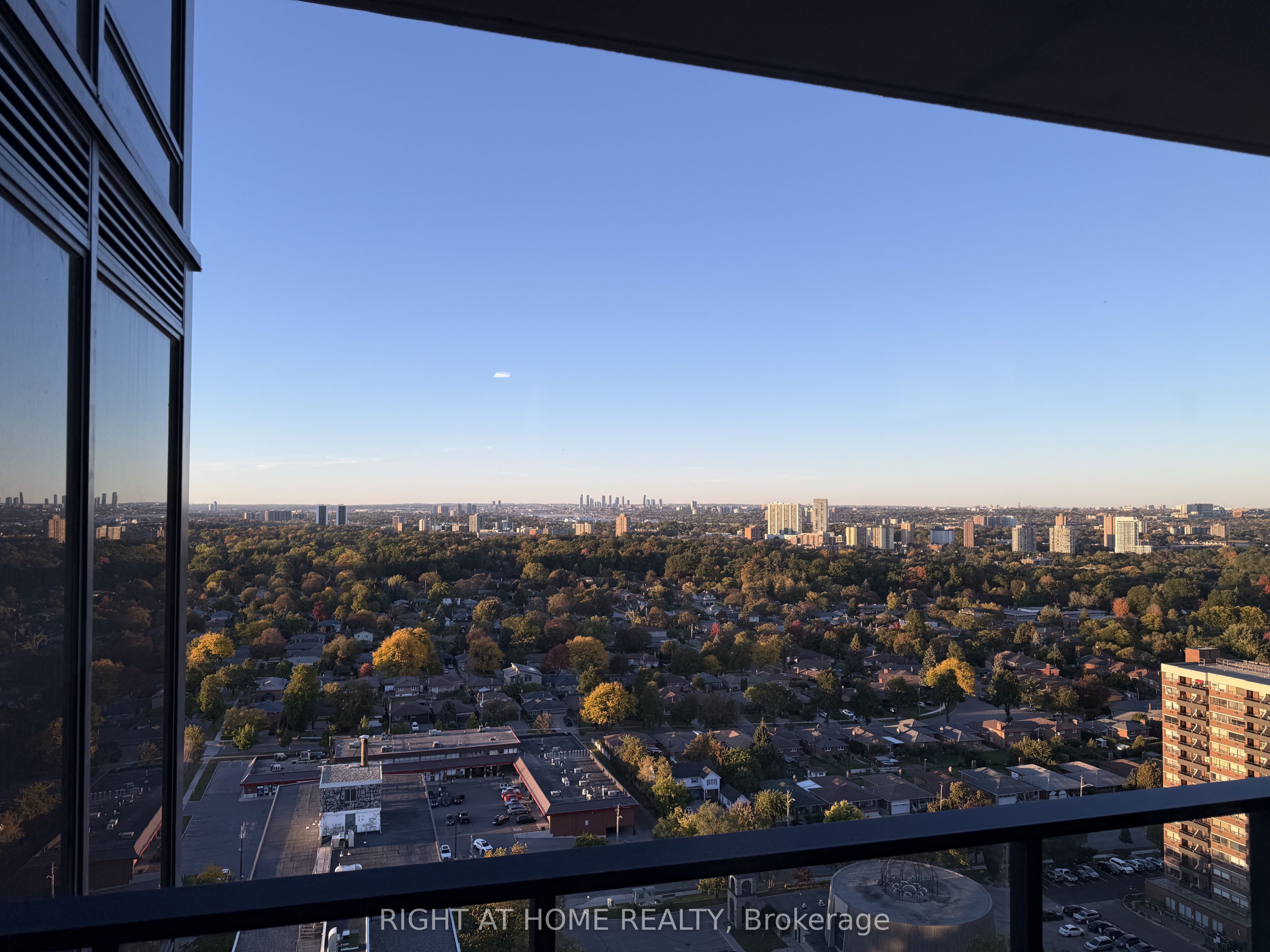 Unit 2320 - 4010 Eglinton Avenue W, Etobicoke 5