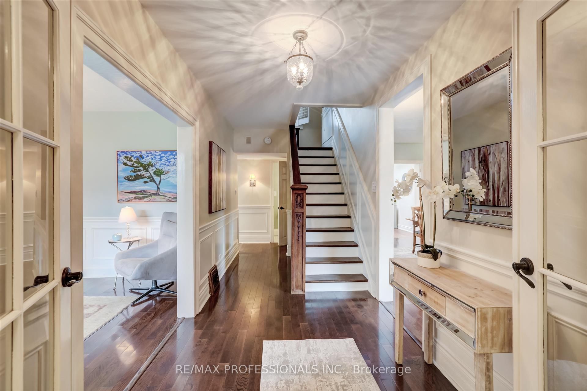 31 Bernice Ave, Etobicoke, Ontario M8Y1Z5 Sold History HouseSigma