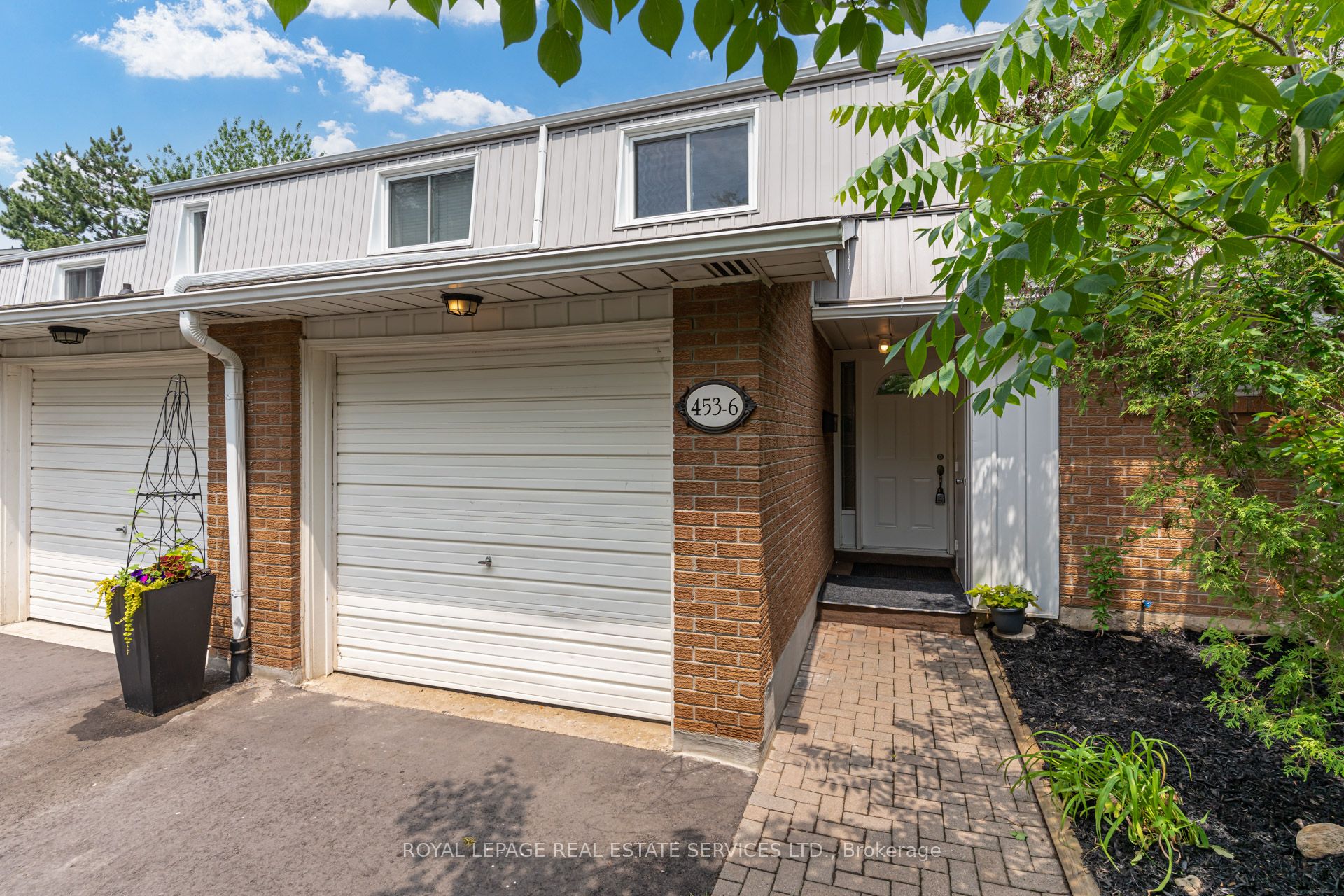 6 453 Woodview Rd, Burlington, Ontario L7N2Z9 Sold History HouseSigma