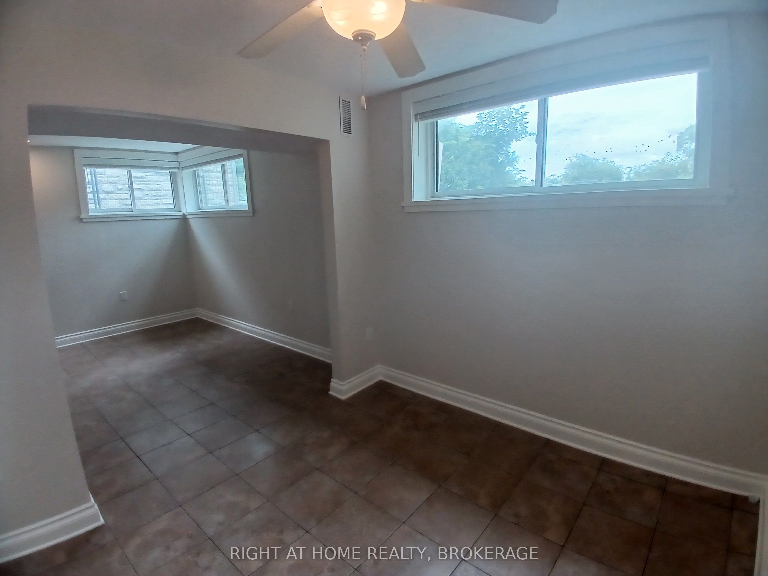 Unit 1 - 62 Christie Street, St. Catharines 5