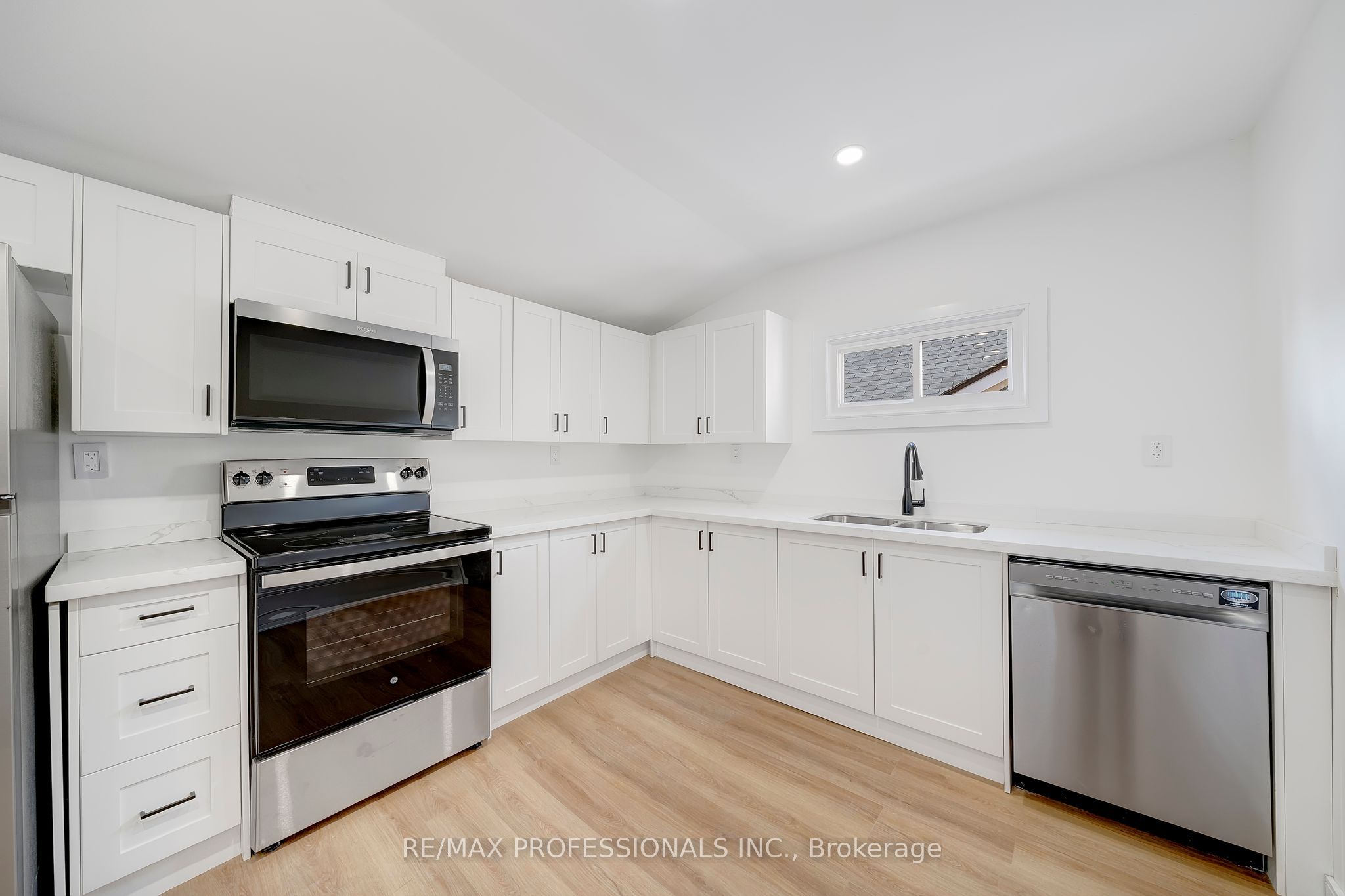Unit Apartment B - 27 Oakdale Avenue, St. Catharines 4