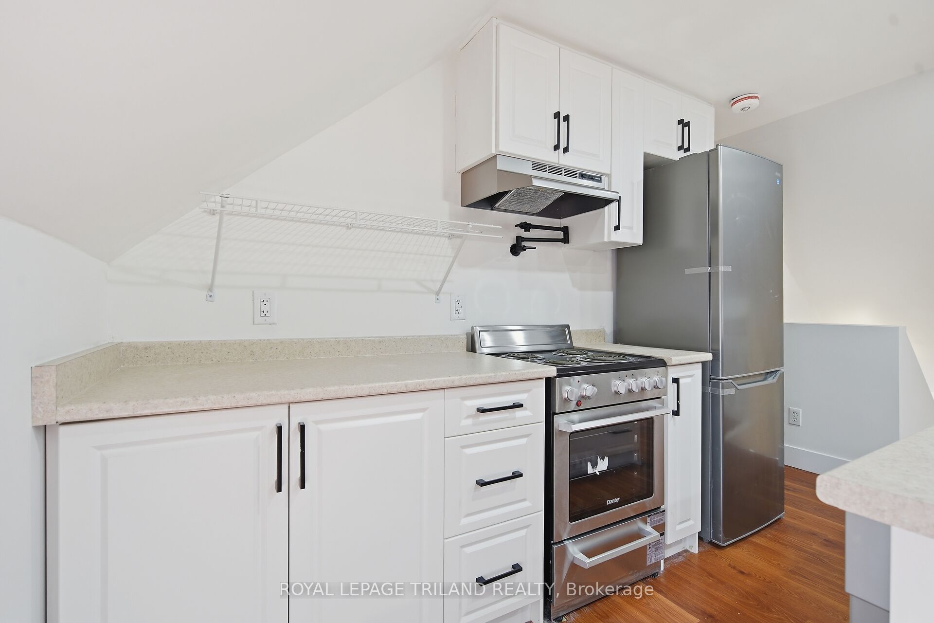 Unit 1 - 22 Mitchell Street, St. Thomas 2