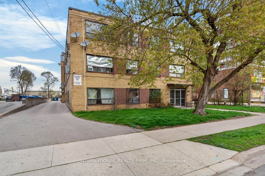 Unit 203 - 295 Melvin Avenue, Hamilton 2