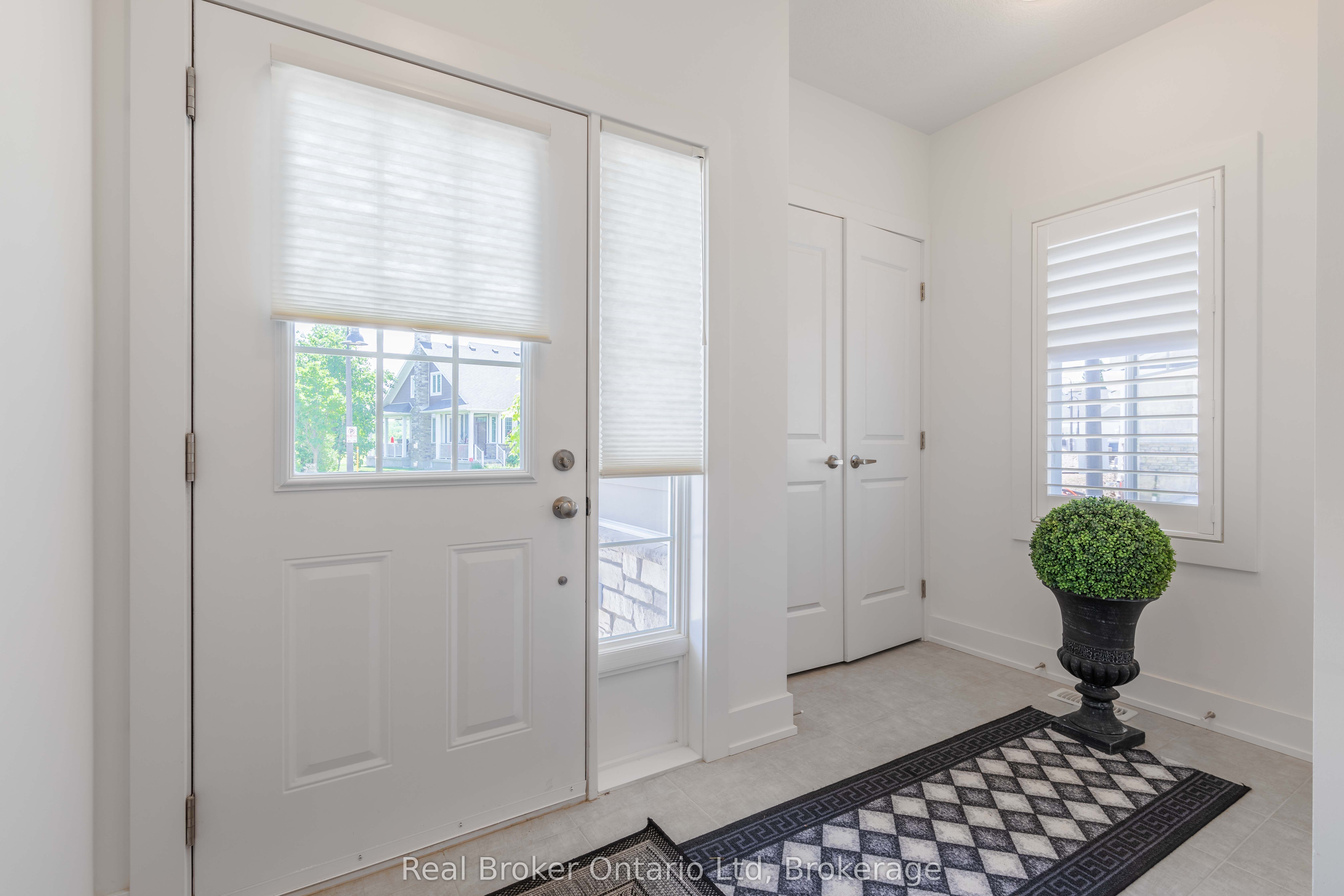 221 Ironwood Way, Georgian Bluffs 3