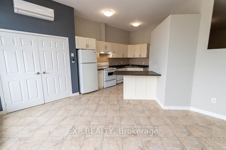 40 Front Street N, Thorold 3