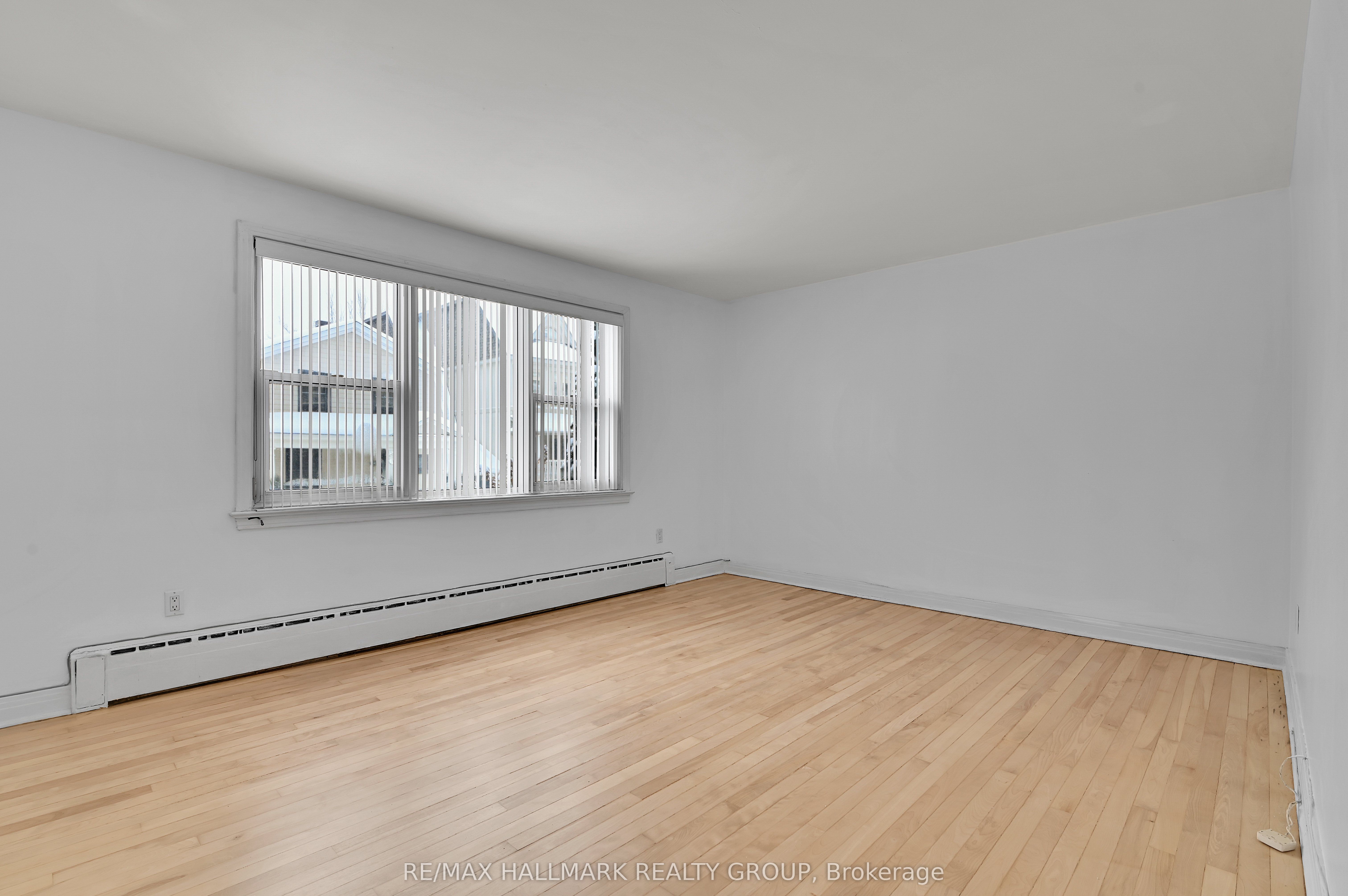 Unit 2 - 55 Ivy Crescent, Ottawa 4