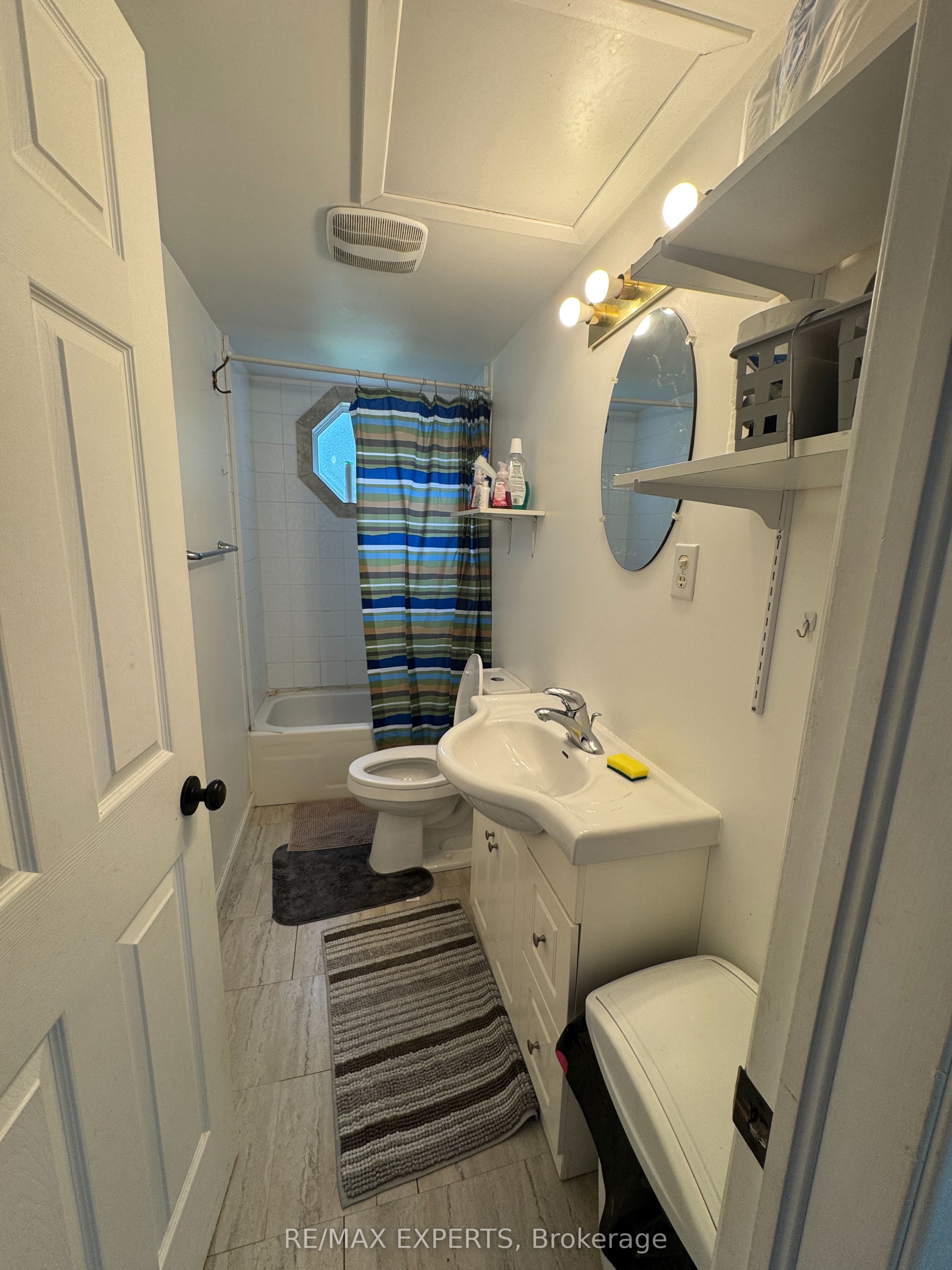 Unit Unit B - 130 South Rankin Street, Saugeen Shores 5