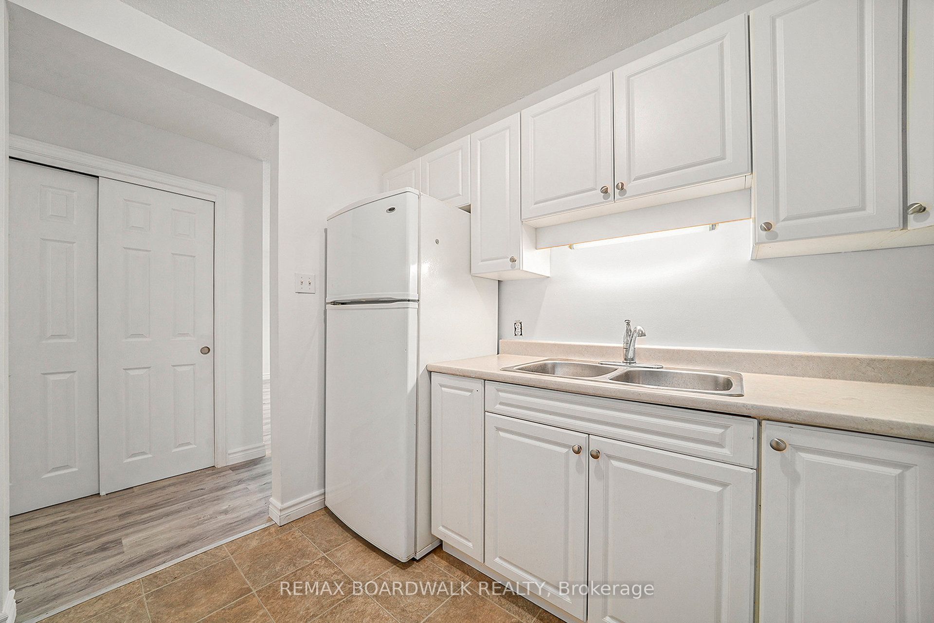 Unit A - 136 Prescott Street, North Grenville 5
