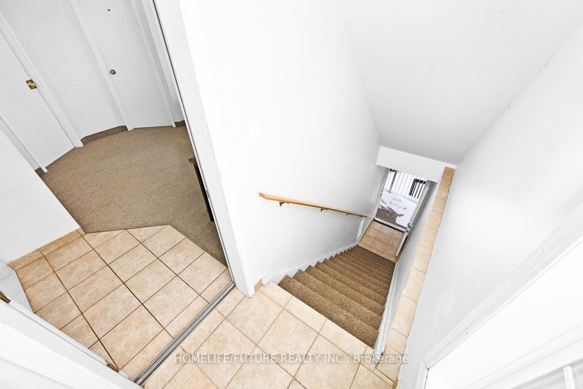 Unit A - 327 Spruce Street, Waterloo 5
