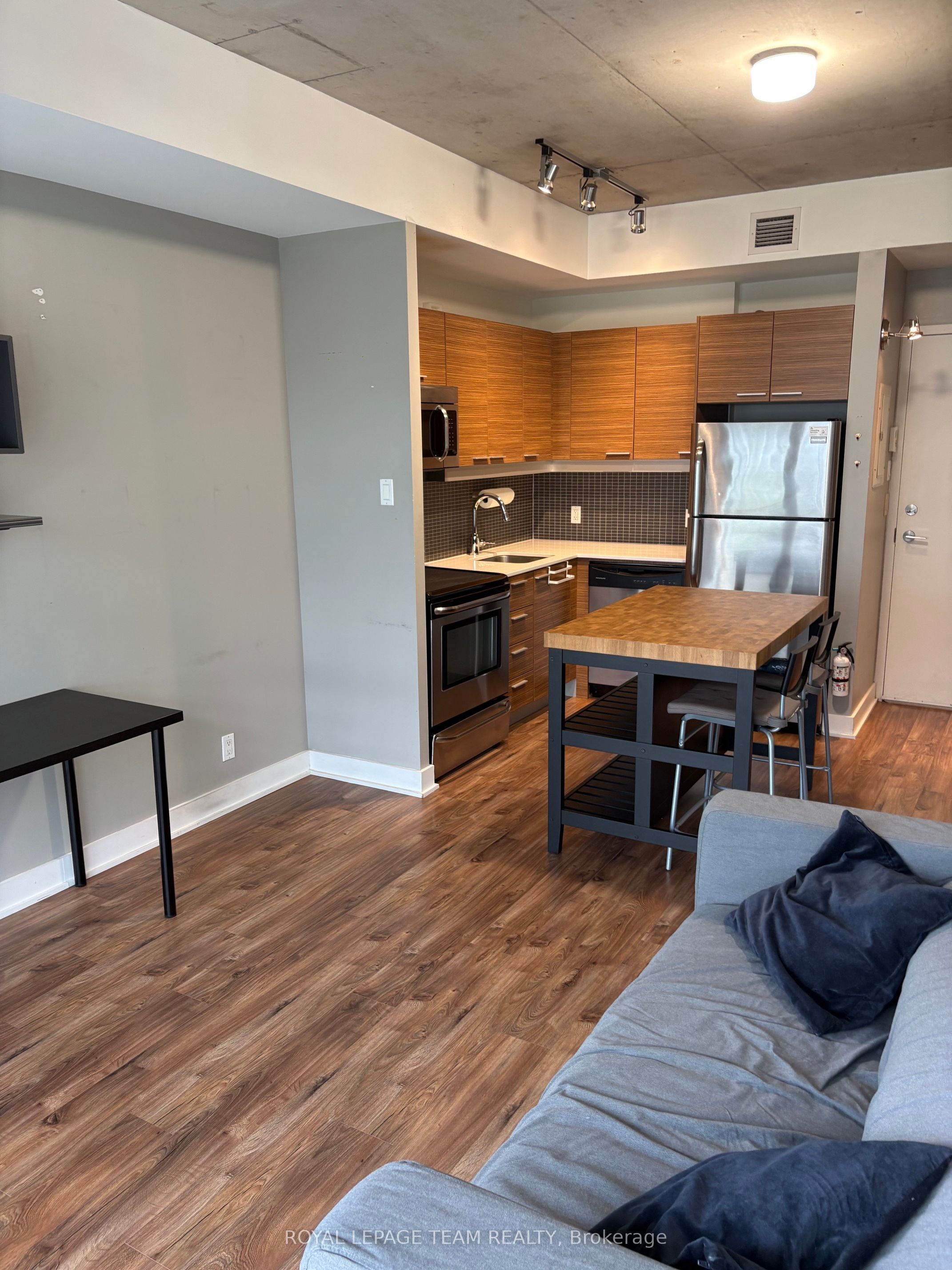 Unit 531 - 349 Mcleod Street, Ottawa 3