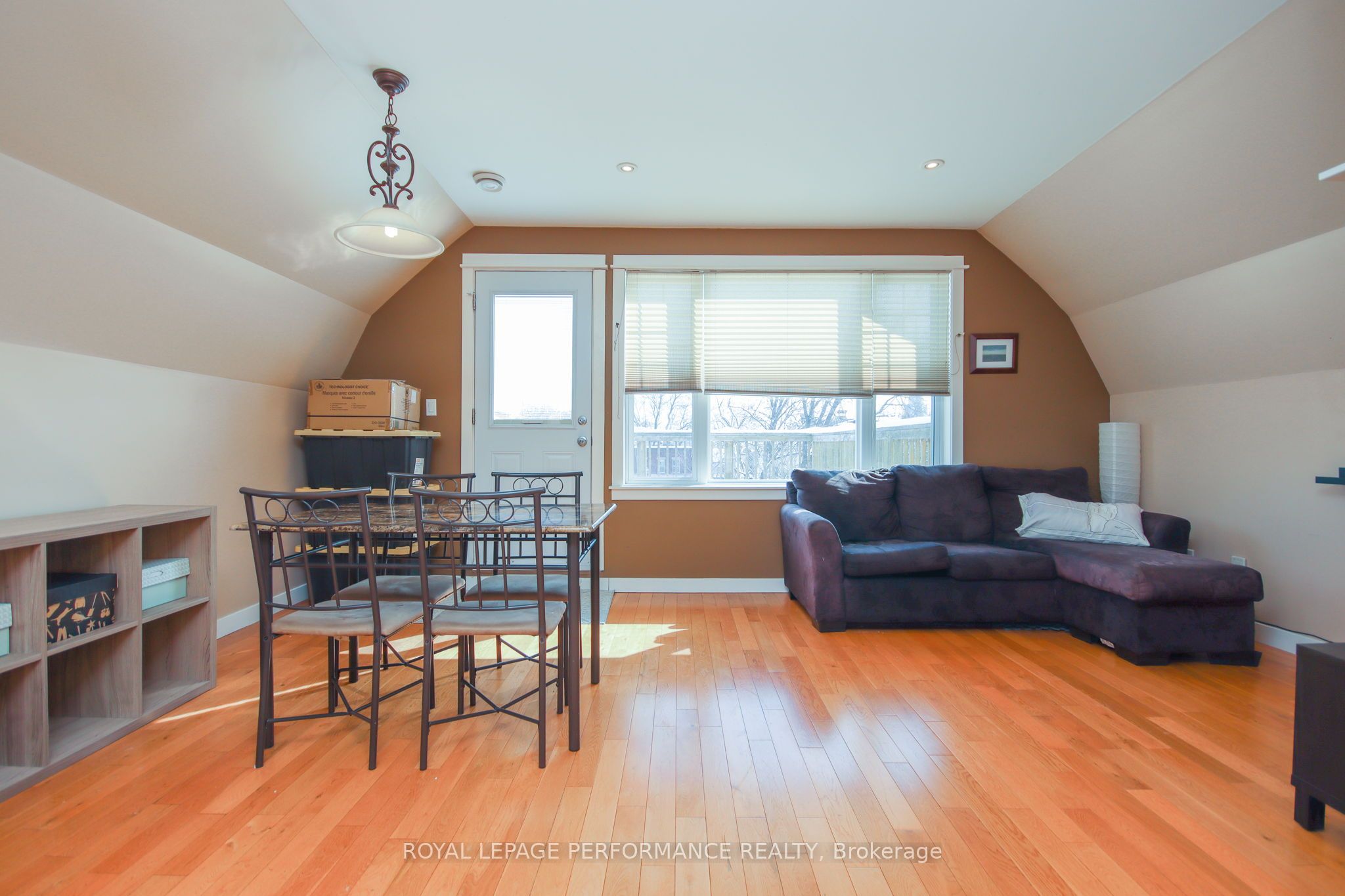 Unit 3 - 736 Cooper Street E, Ottawa 5